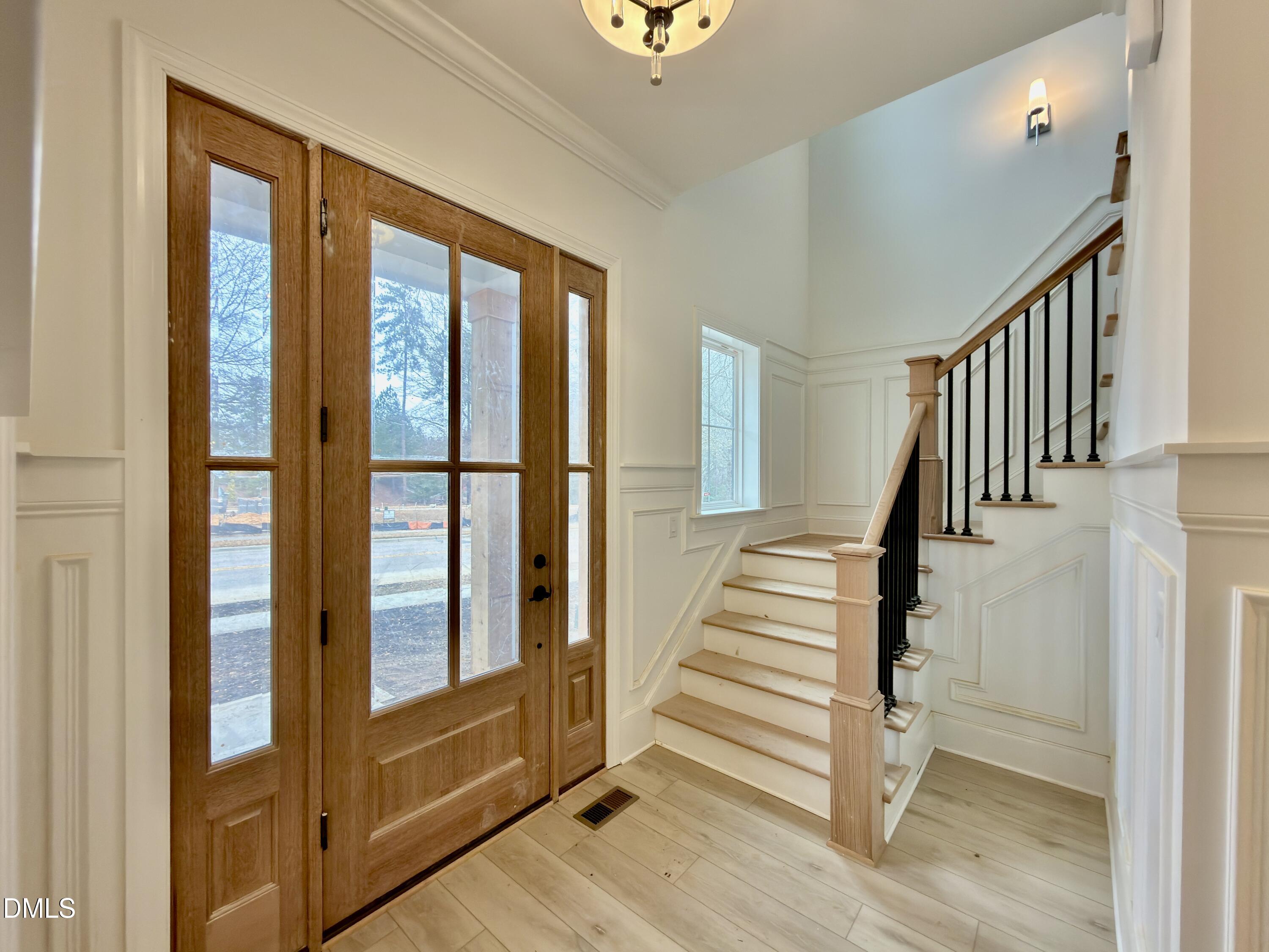 3824 Coach Lantern Avenue