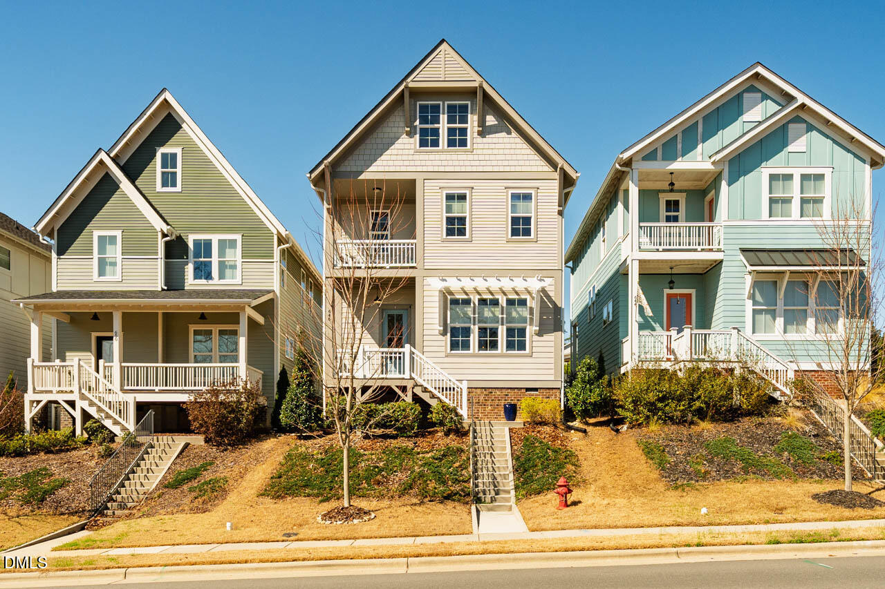 646 Great Ridge Parkway