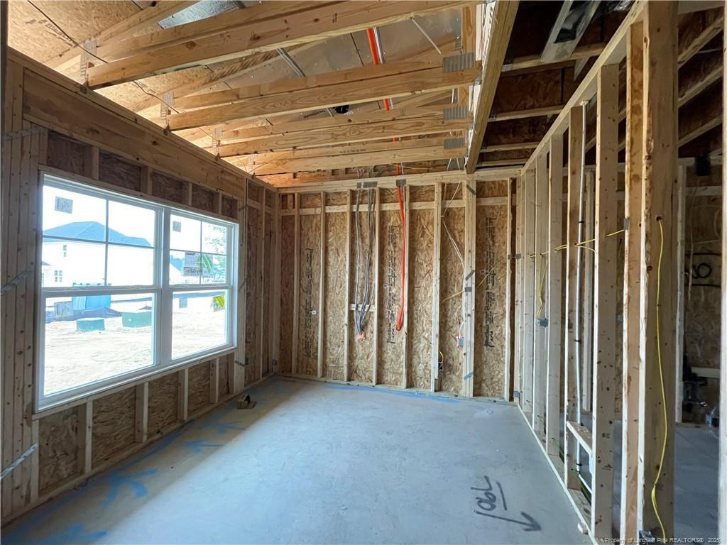 1728 Man O War Drive