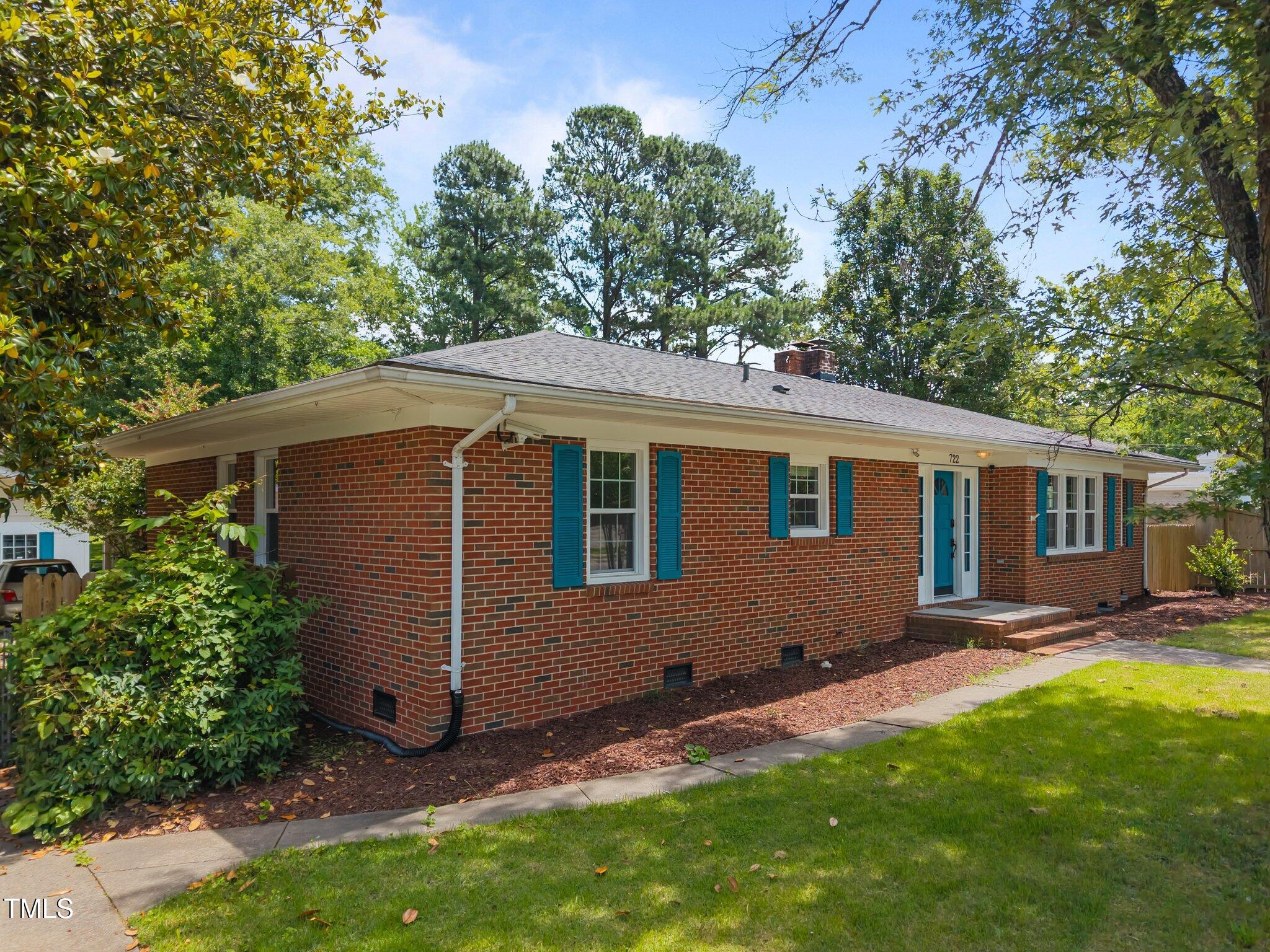 722 Baker Street