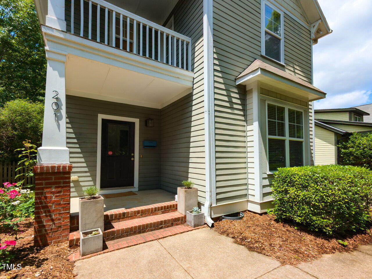 201 Cooke Street