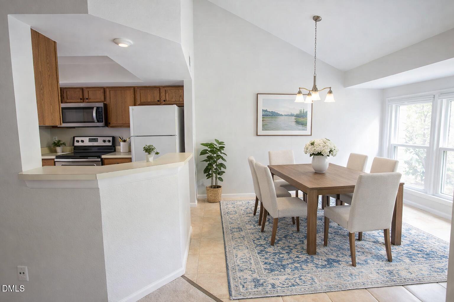 115 Abingdon Court 2b