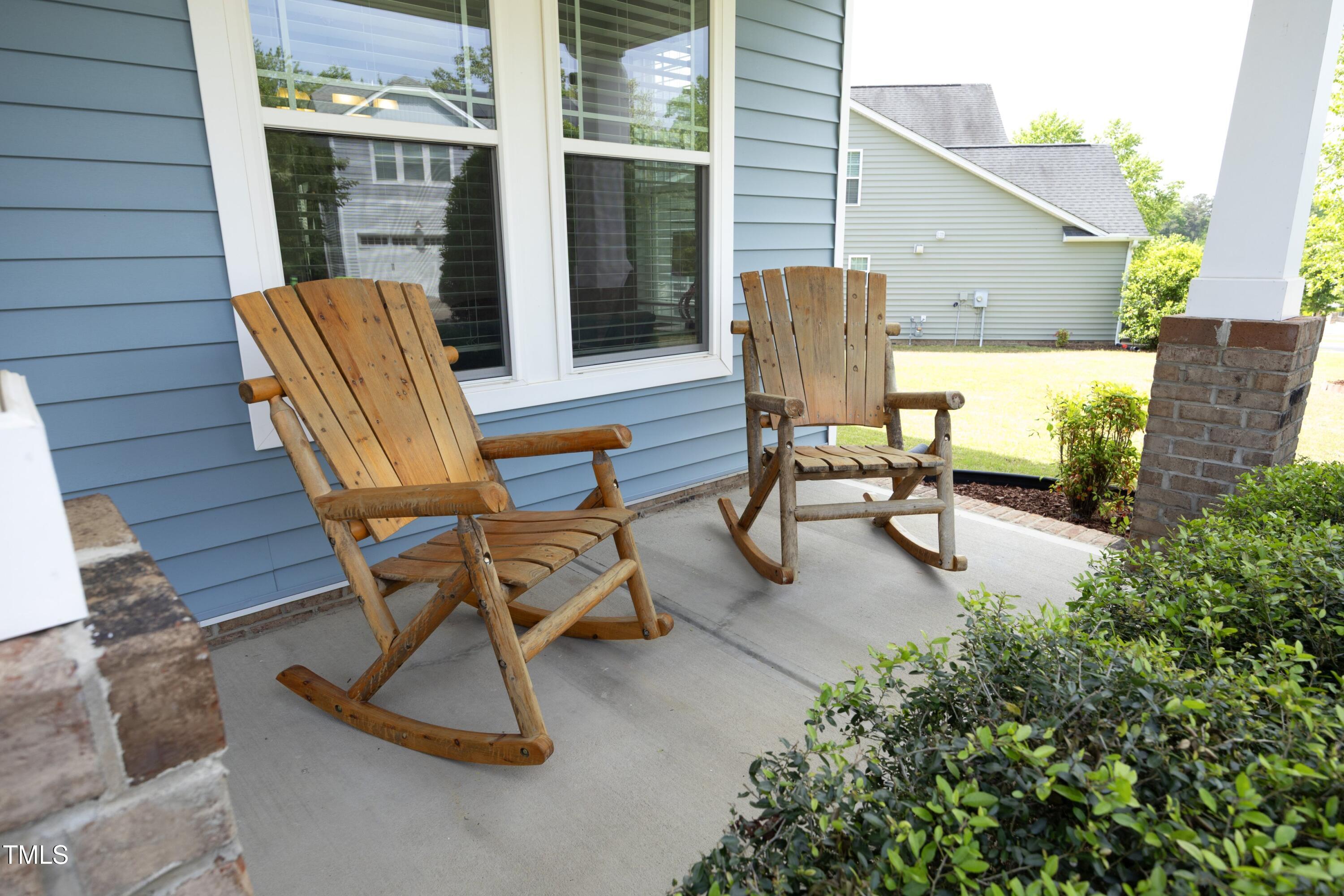 1209 Redwood Valley Lane