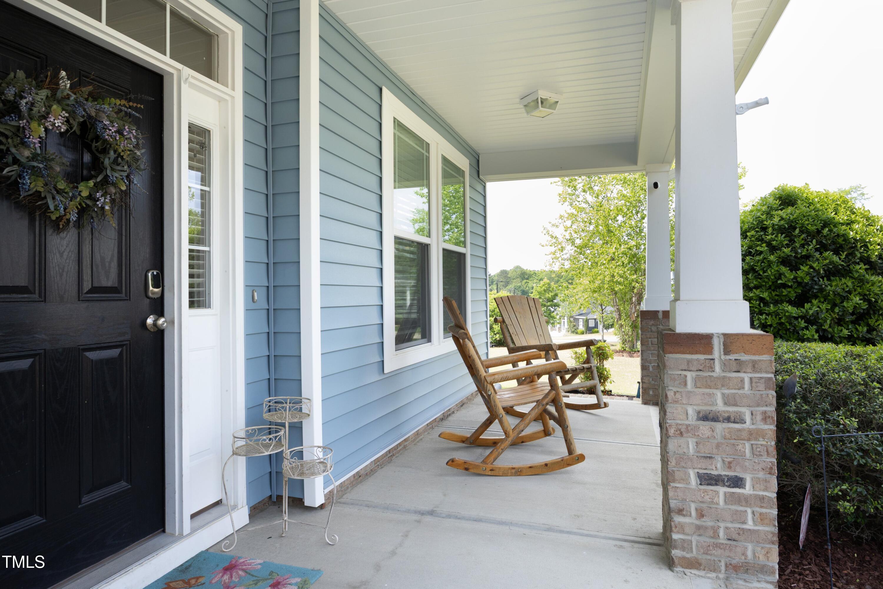 1209 Redwood Valley Lane