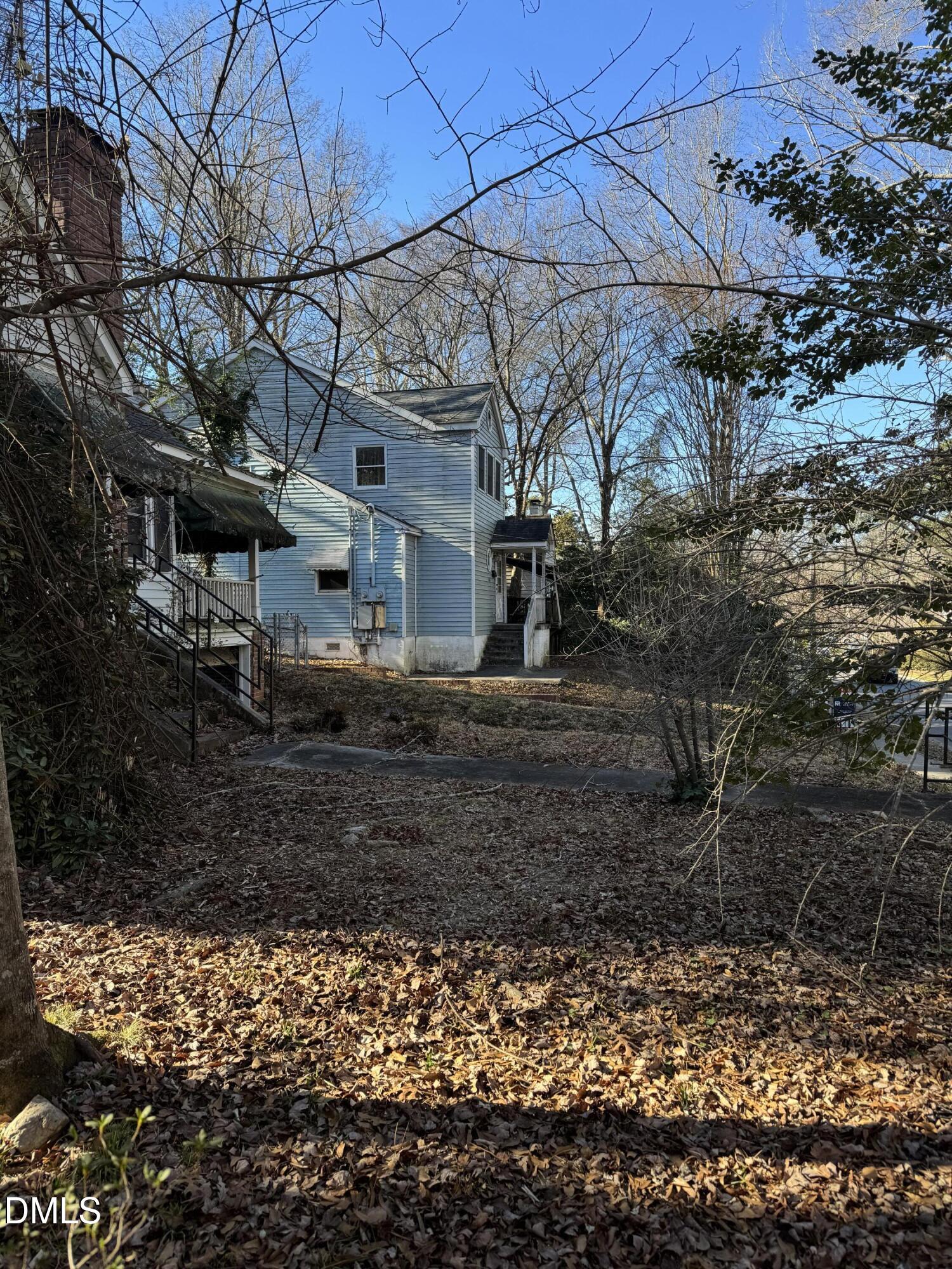 2601 Van Dyke Avenue