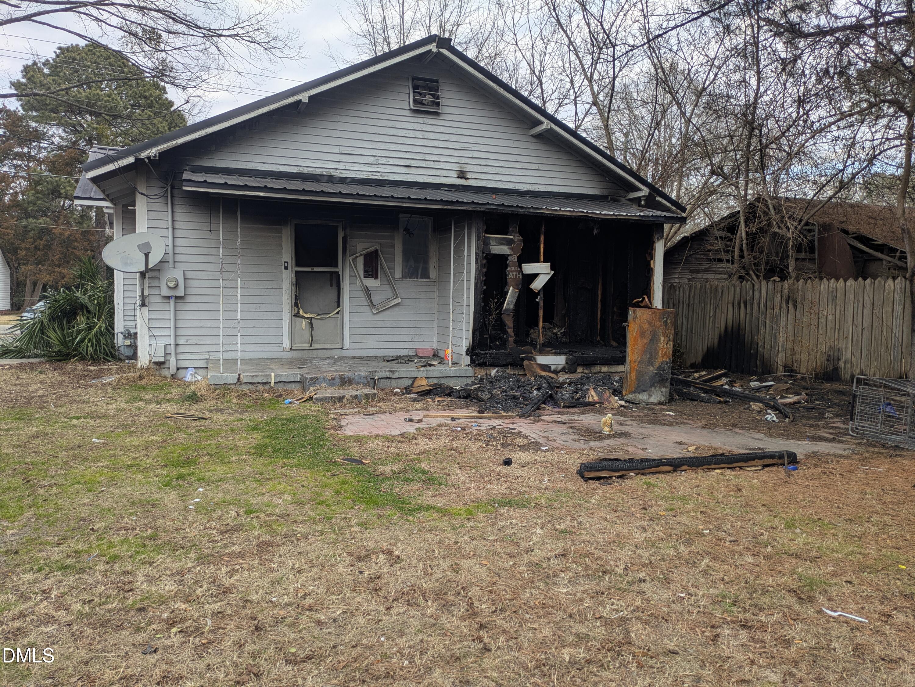 308 E Cleveland Street