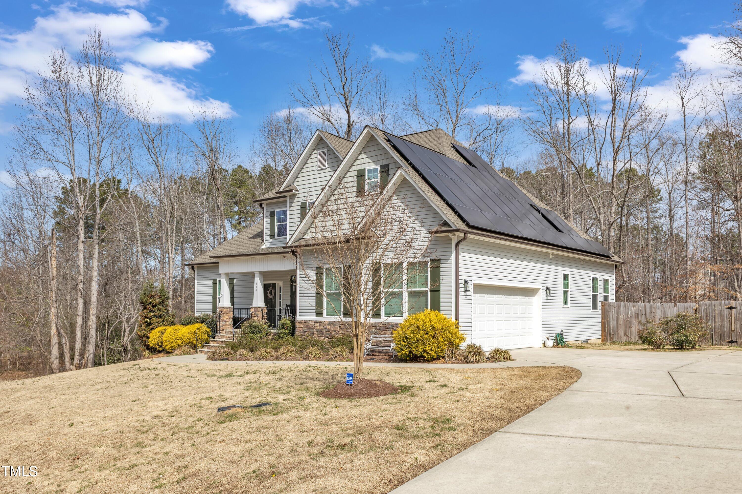 330 Bridgeport Circle