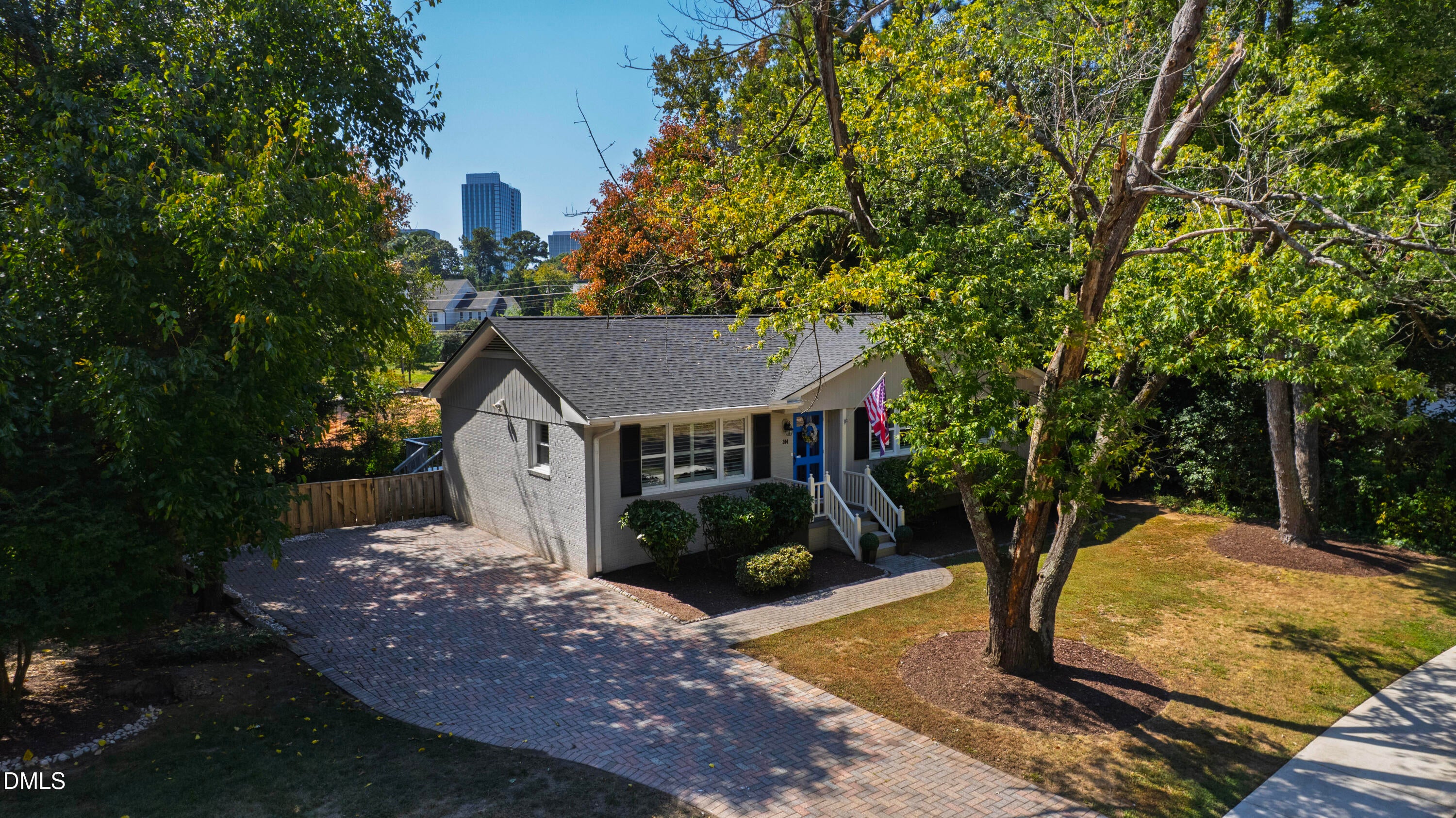 304 Latimer Road