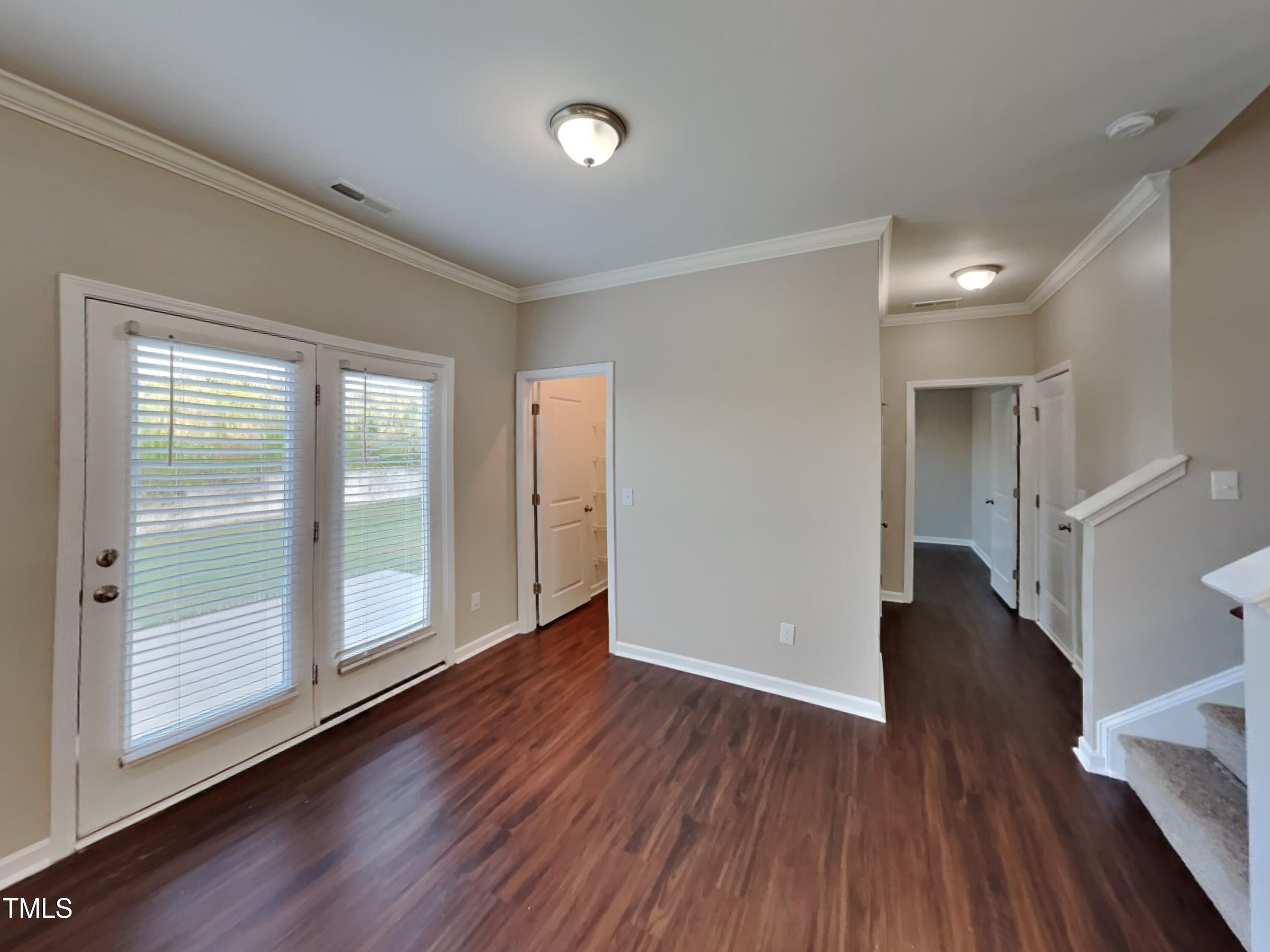 932 Peninsula Place