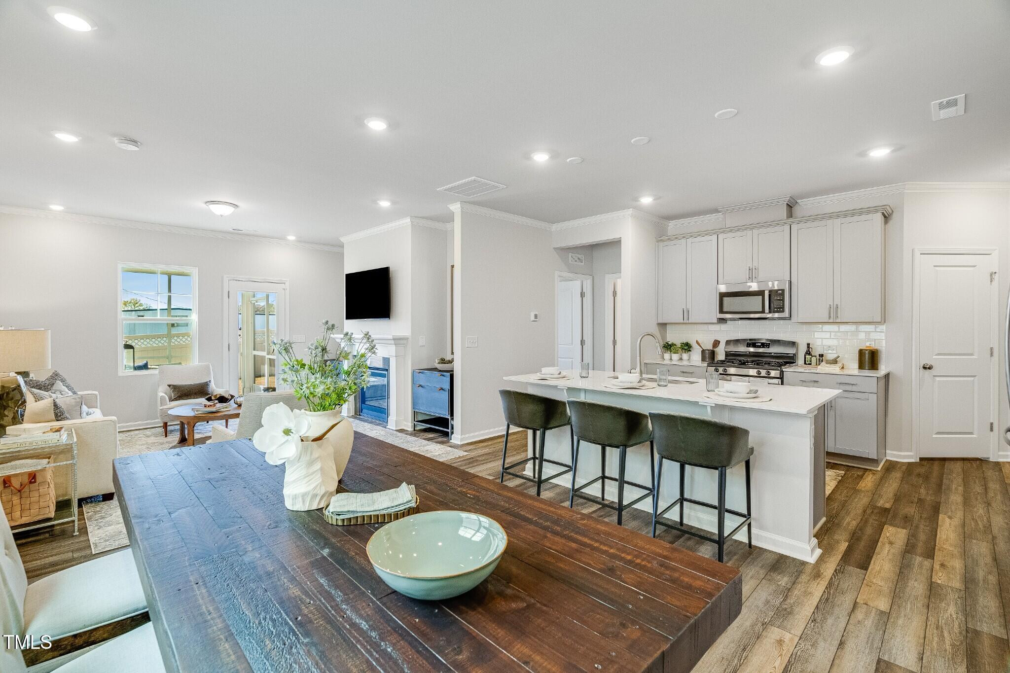 632 Rocky Shore Lane