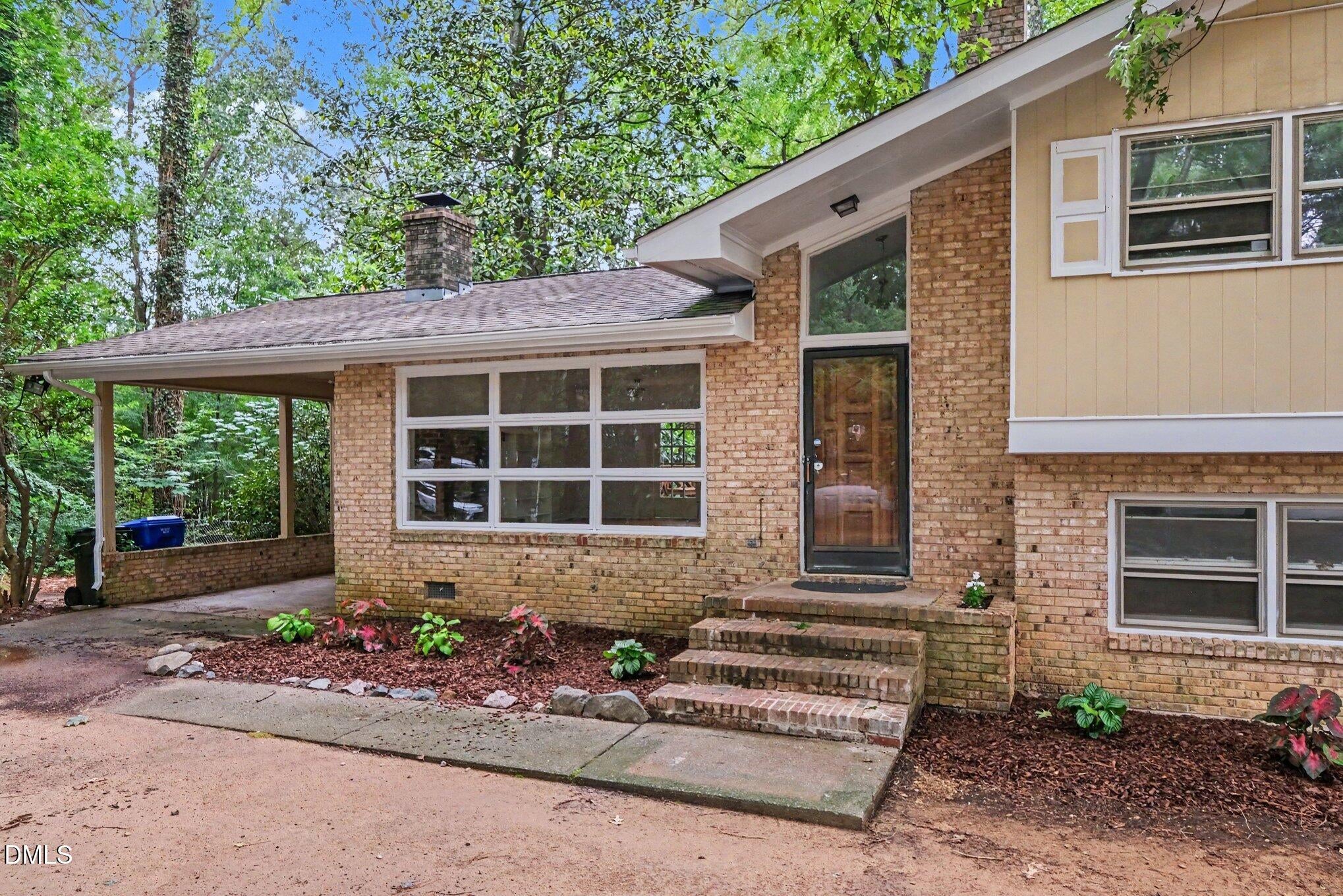 602 Eden Lane