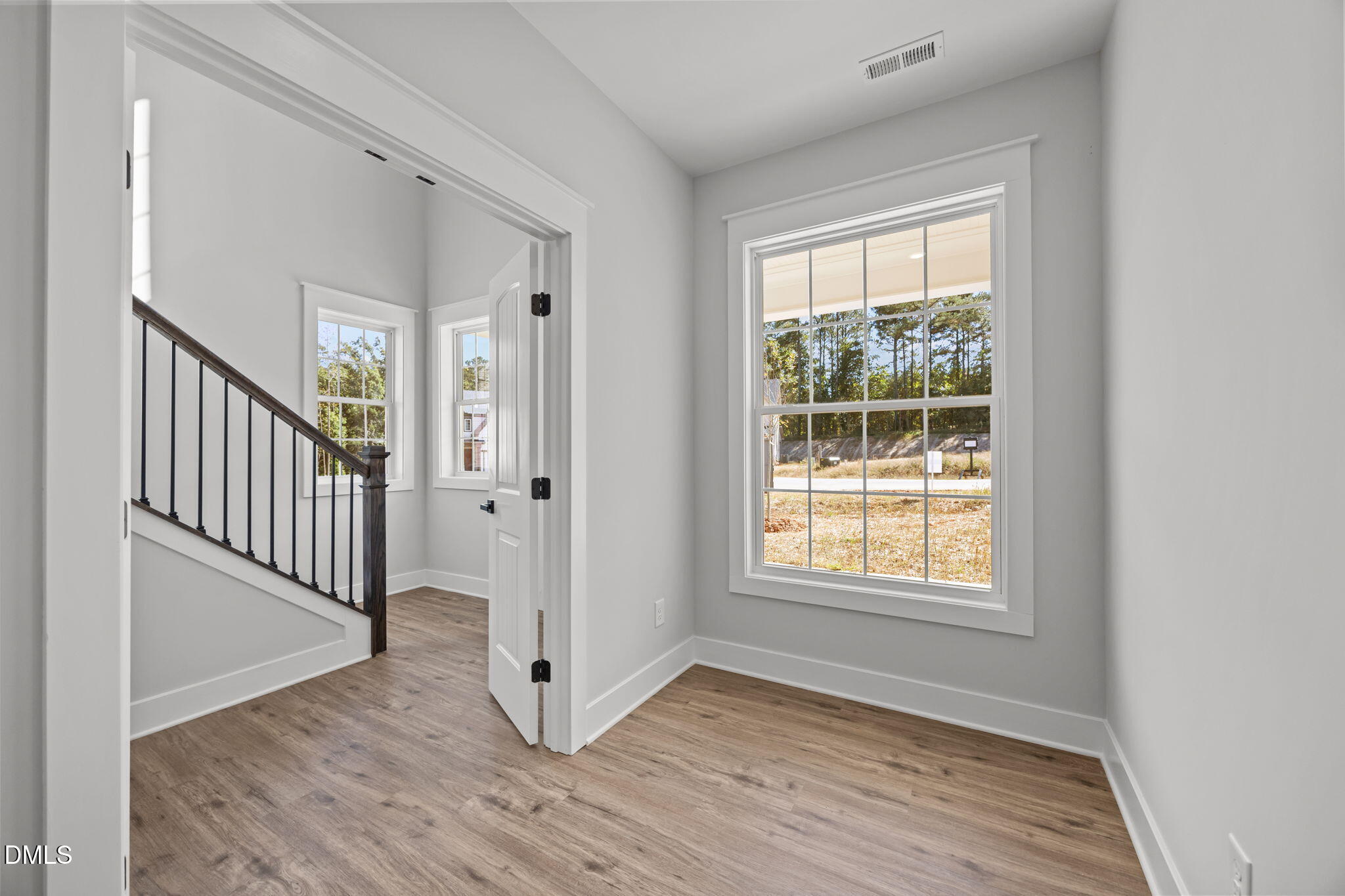 145 Vast View Way