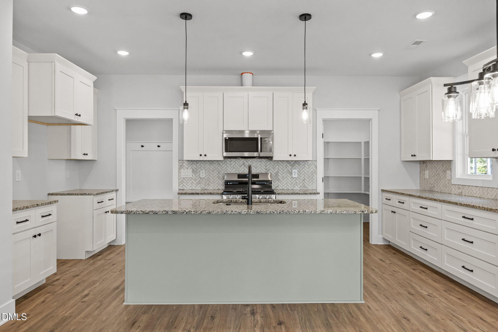 145 Vast View Way