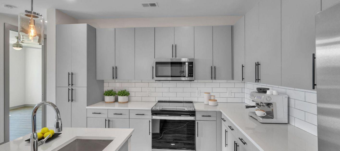 Chapel Hill, North Carolina 27517, United States, 1 Bedroom Bedrooms, ,1 BathroomBathrooms,Residential,Active,49732