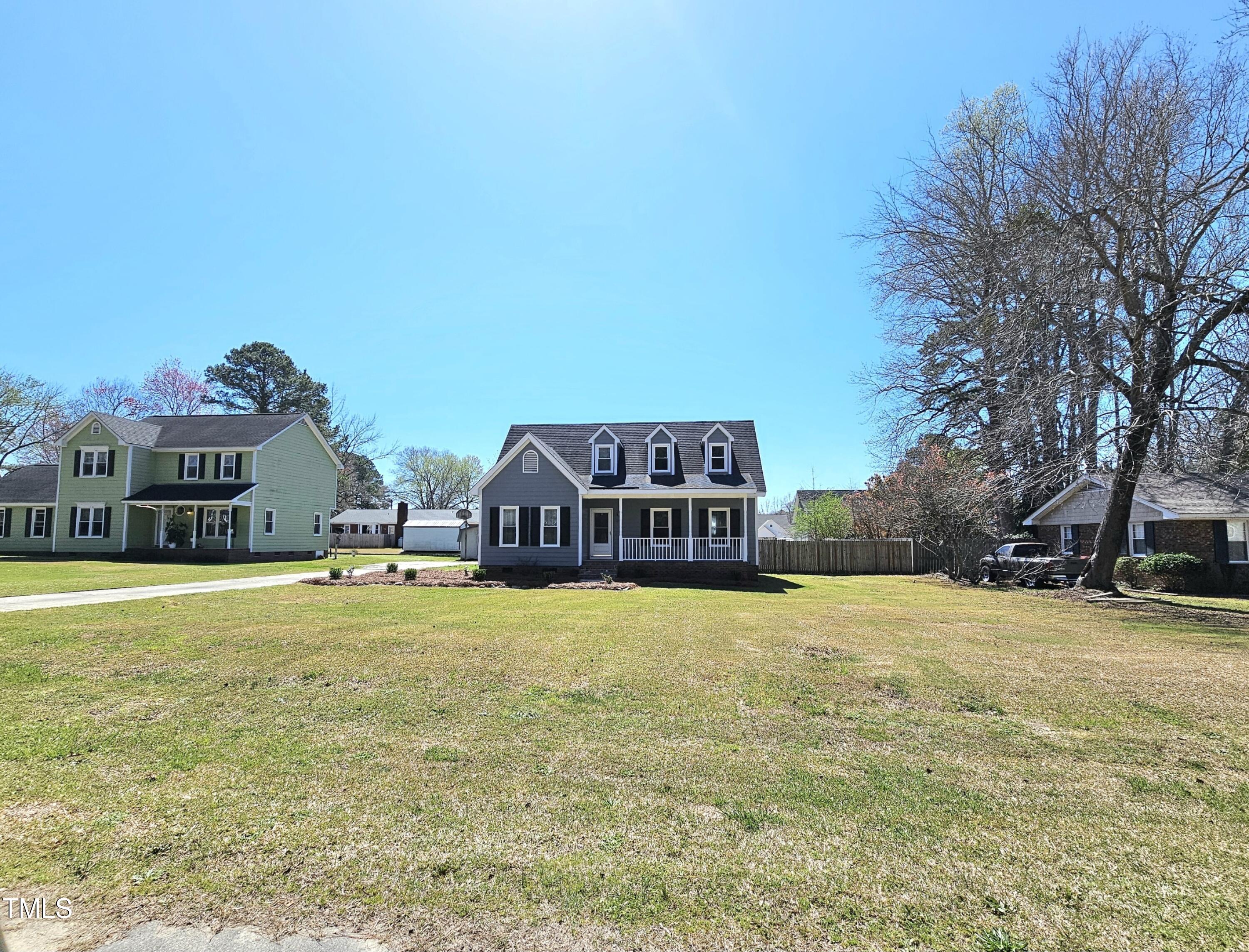 117 Woodcroft Drive Drive