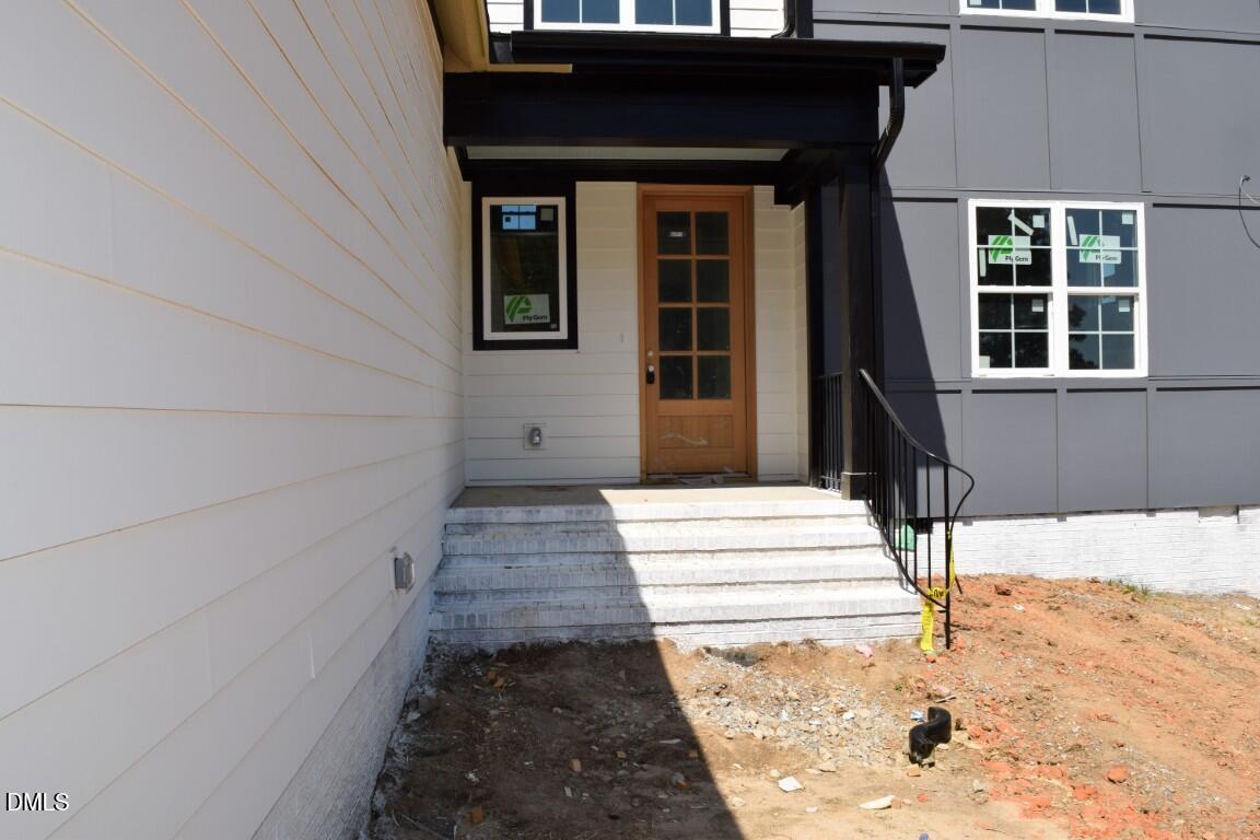 110 Firefly Lane