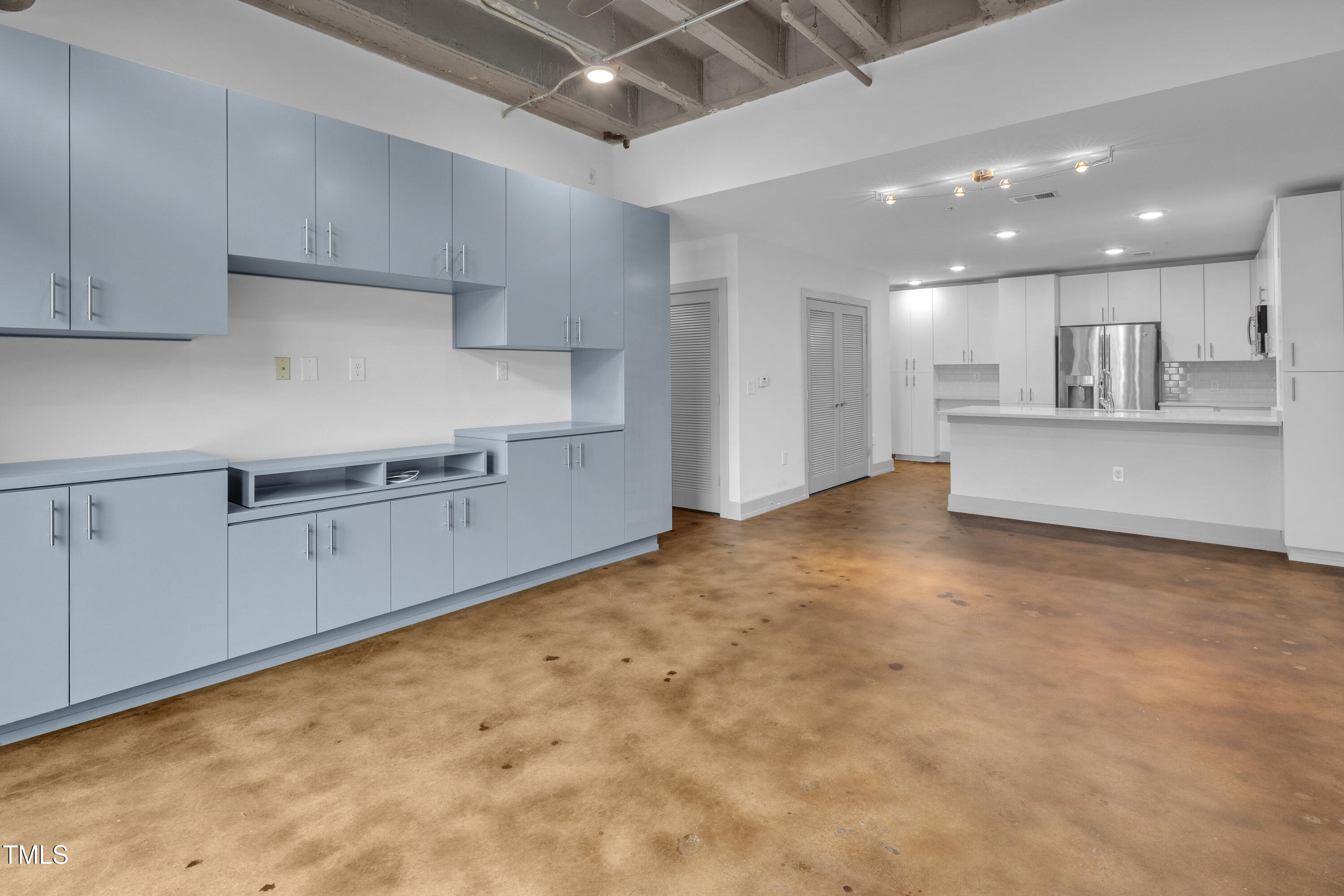 1300 St Marys Street 402