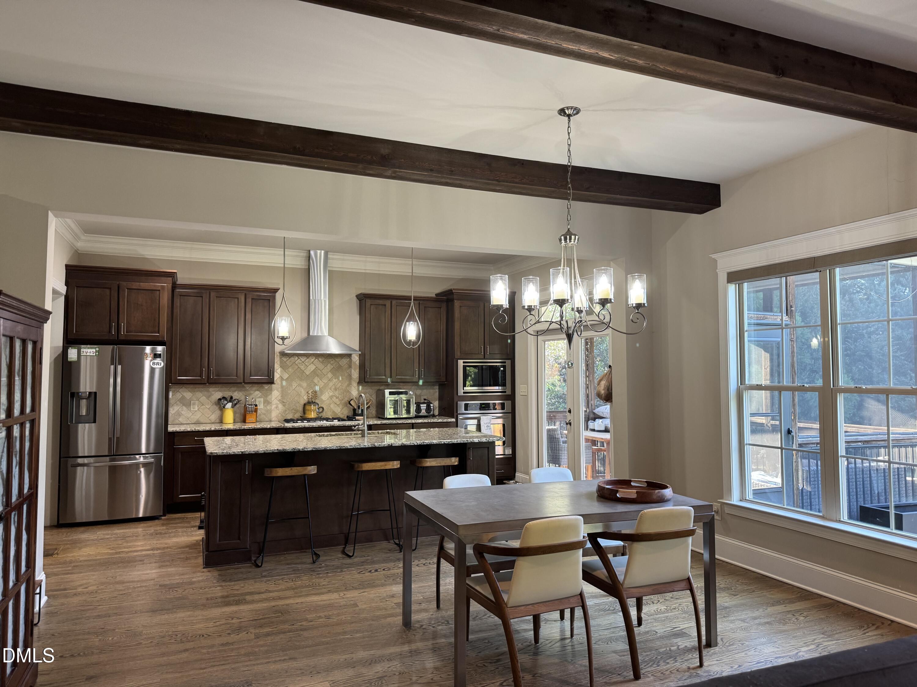 916 Shasta Daisy Drive