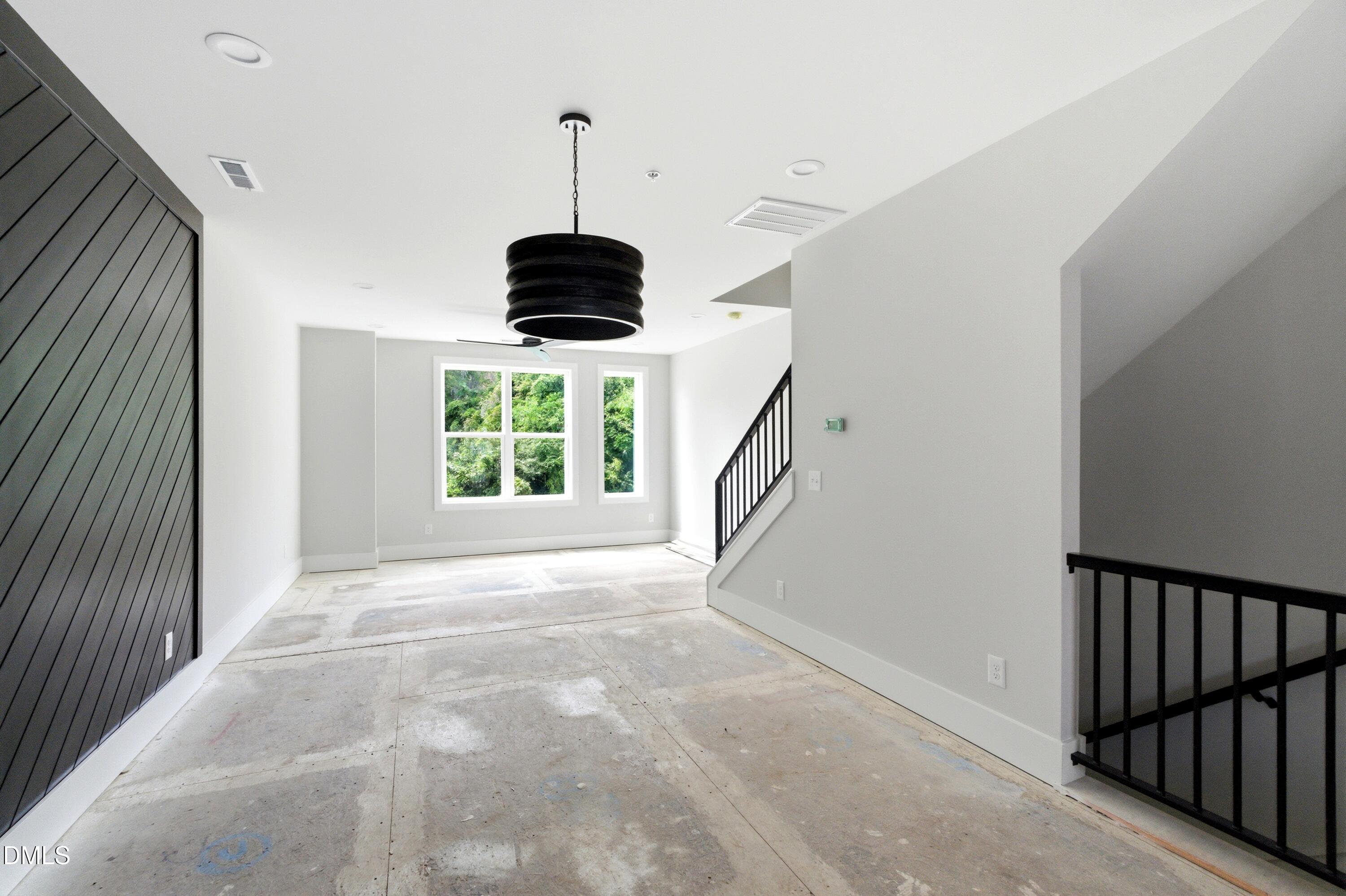 720 Noble Town Way 105