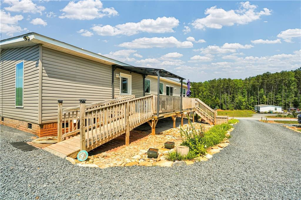 4862 Bramble Berry Lane