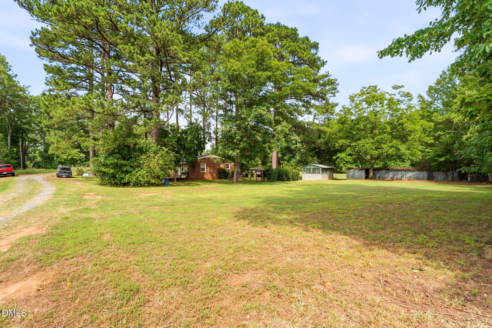 818 Van Warren Road