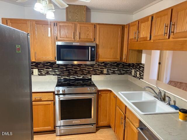 7913 Wood Cove Court