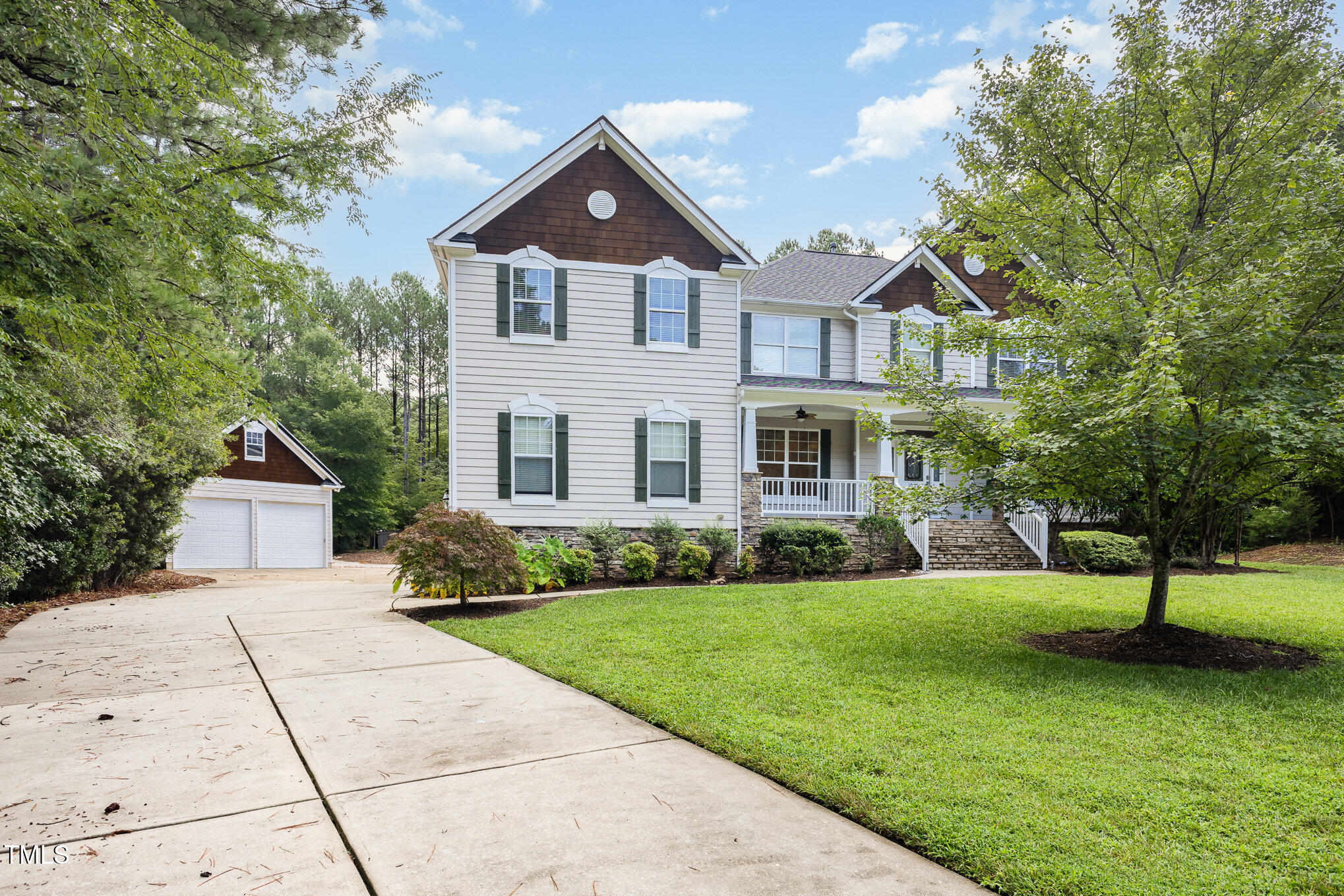 1005 Hidden River Court