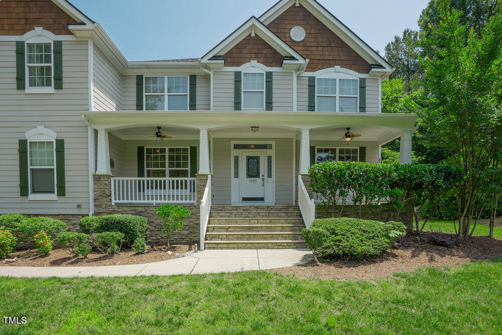 1005 Hidden River Court