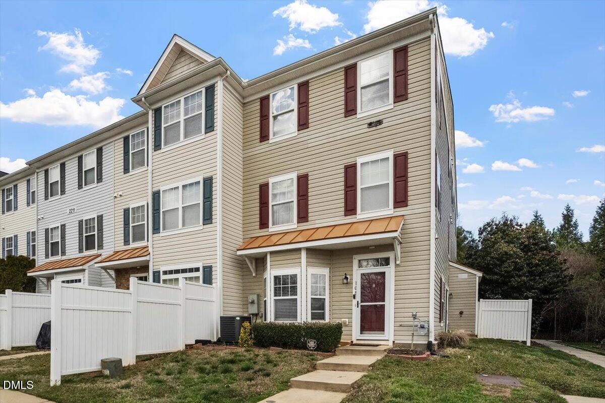 2211 Raven Road 108