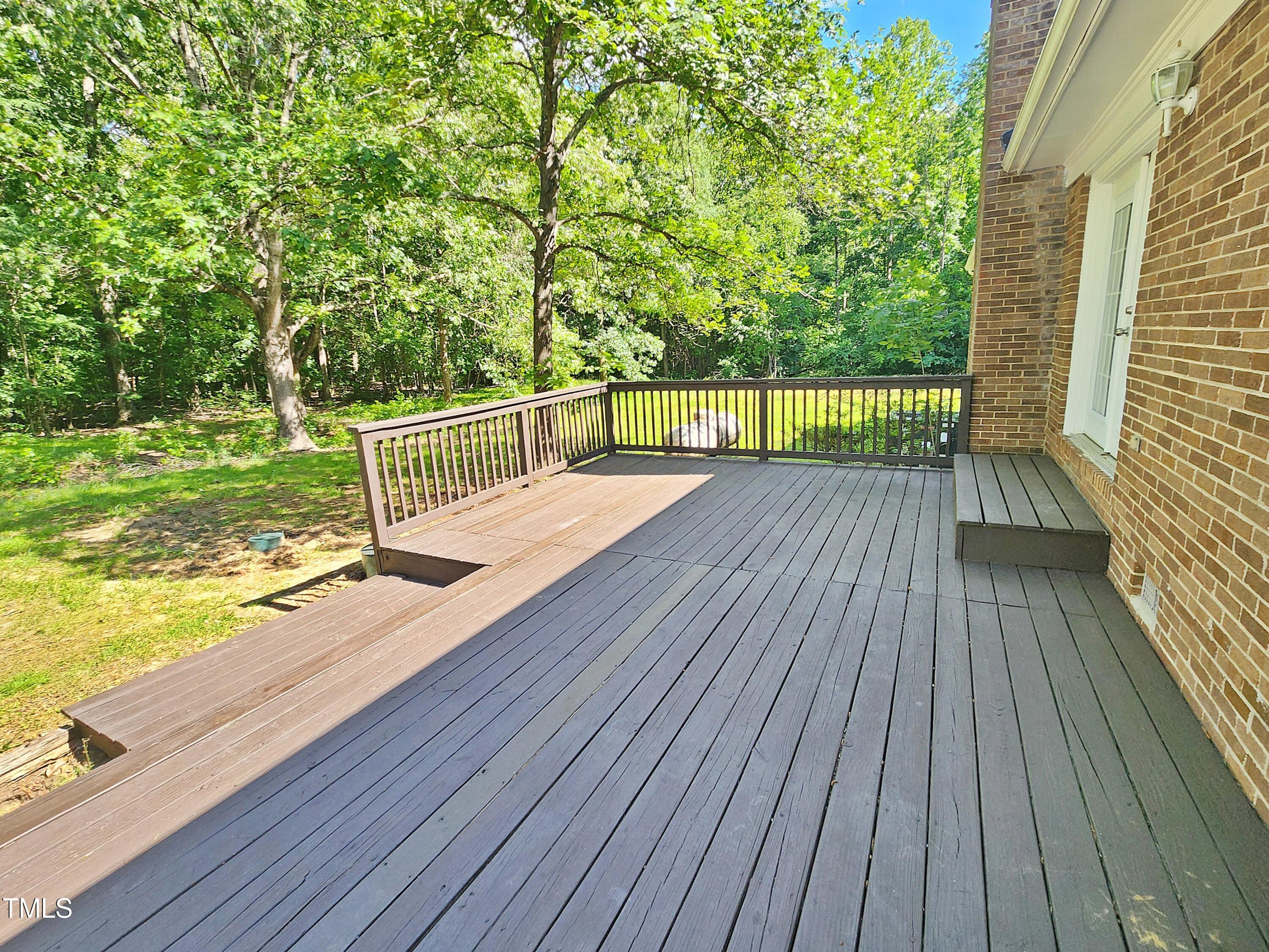 5614 Skyline Drive