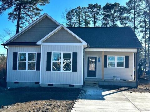 922 Micro Road W Selma NC 27576