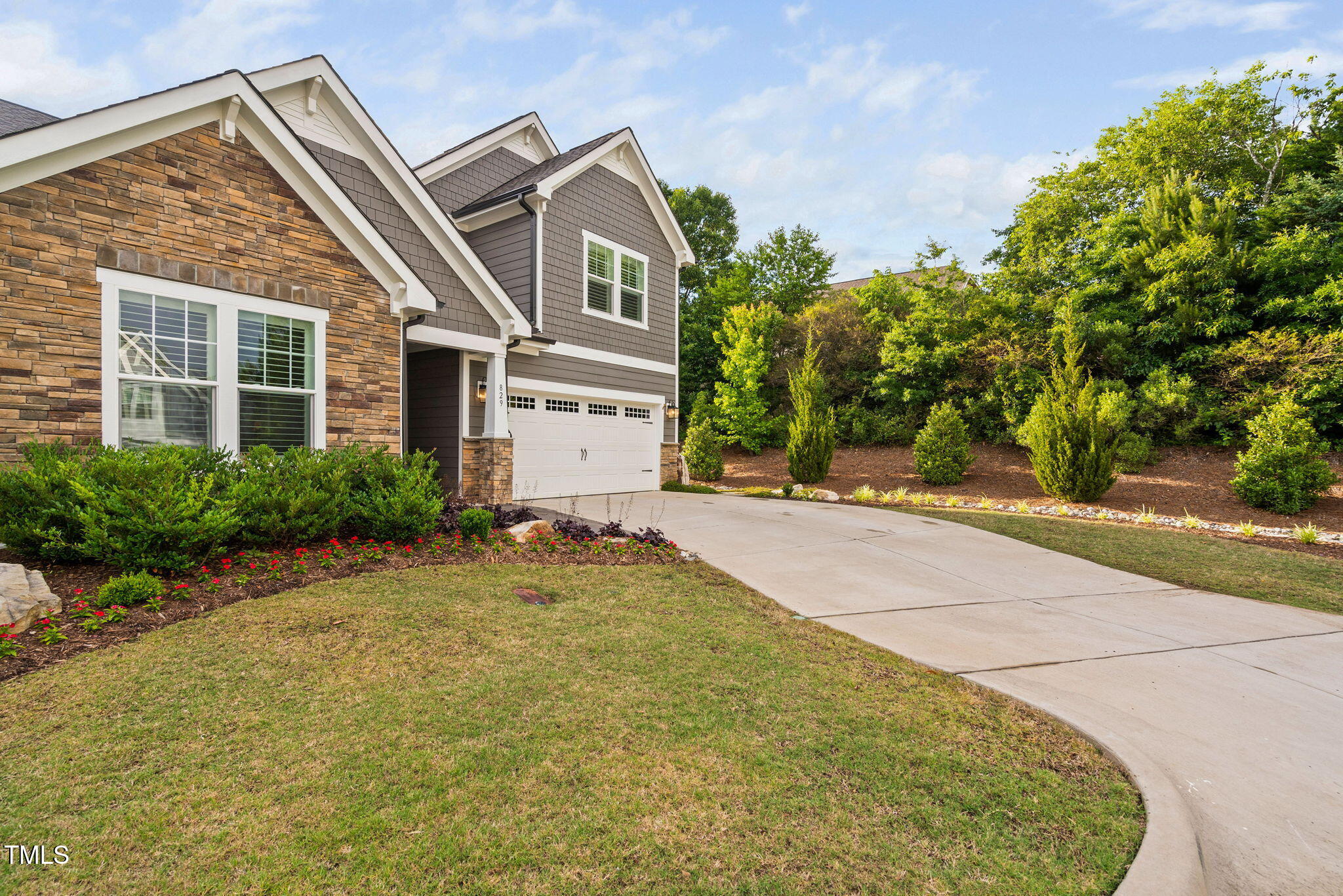 829 Churton Place