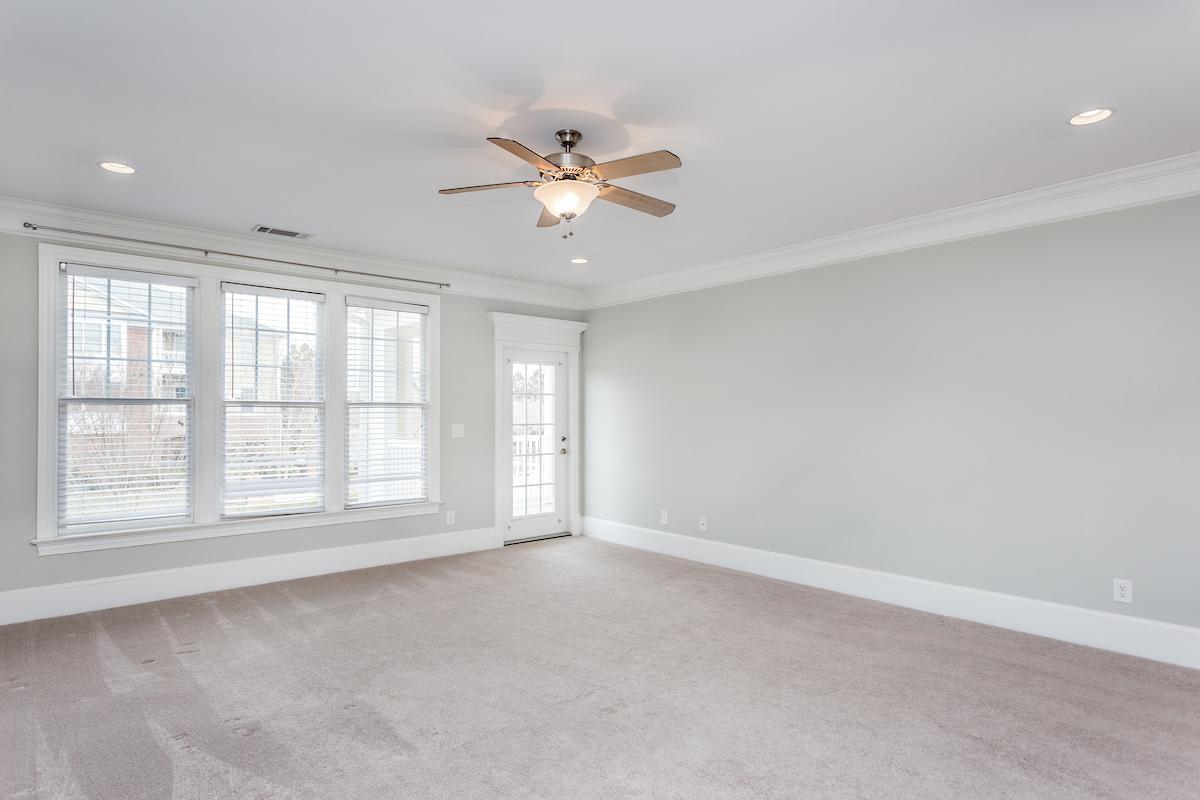 738 Portstewart Drive