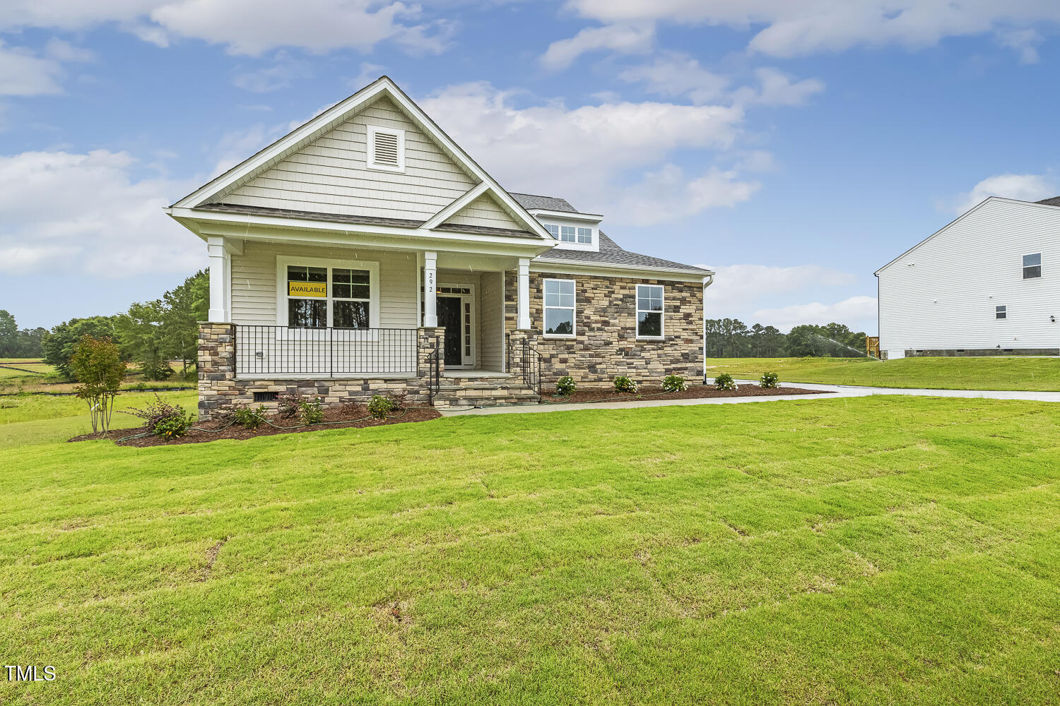 292 Weddington Way