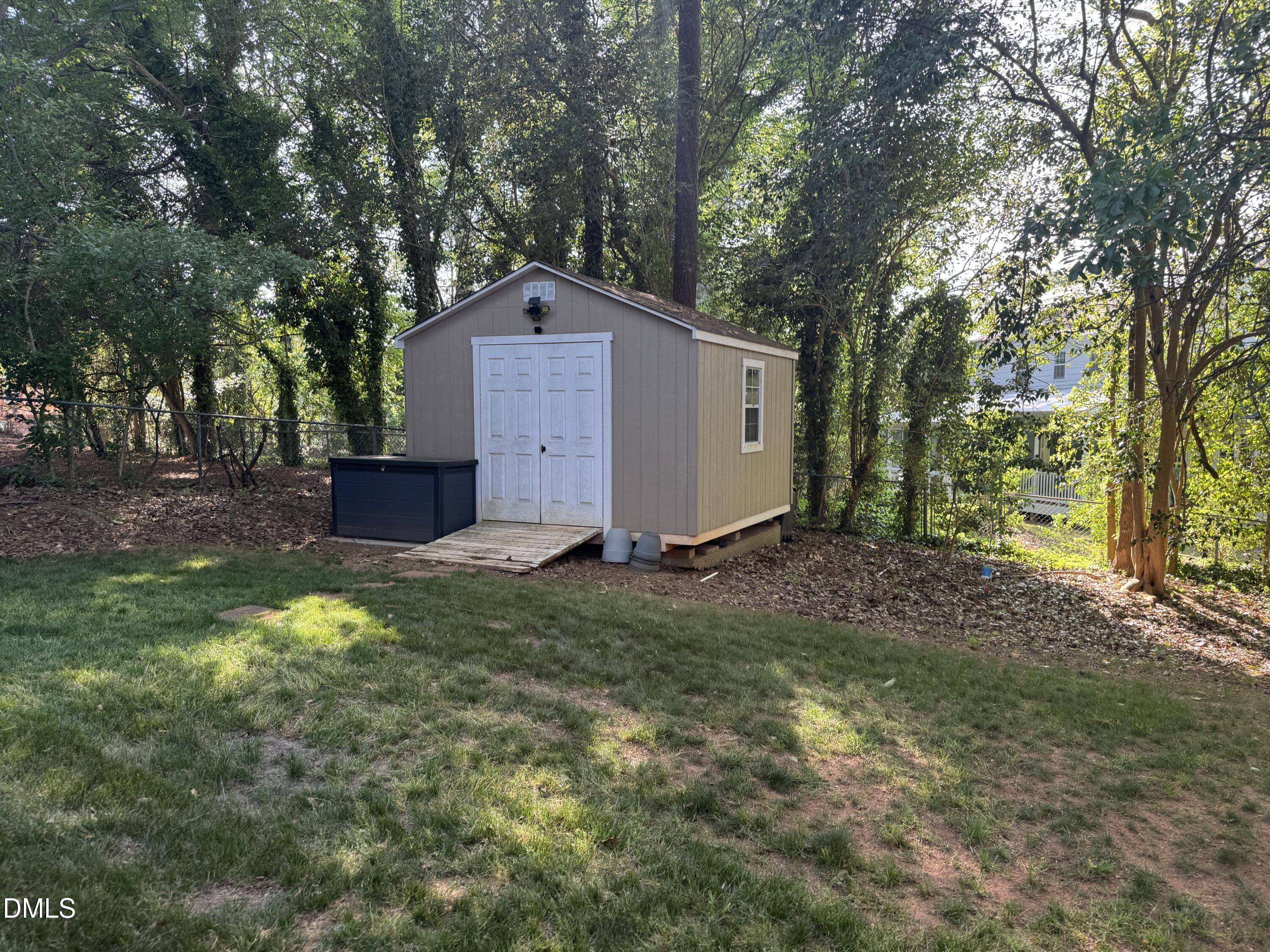 5605 North Hills Drive