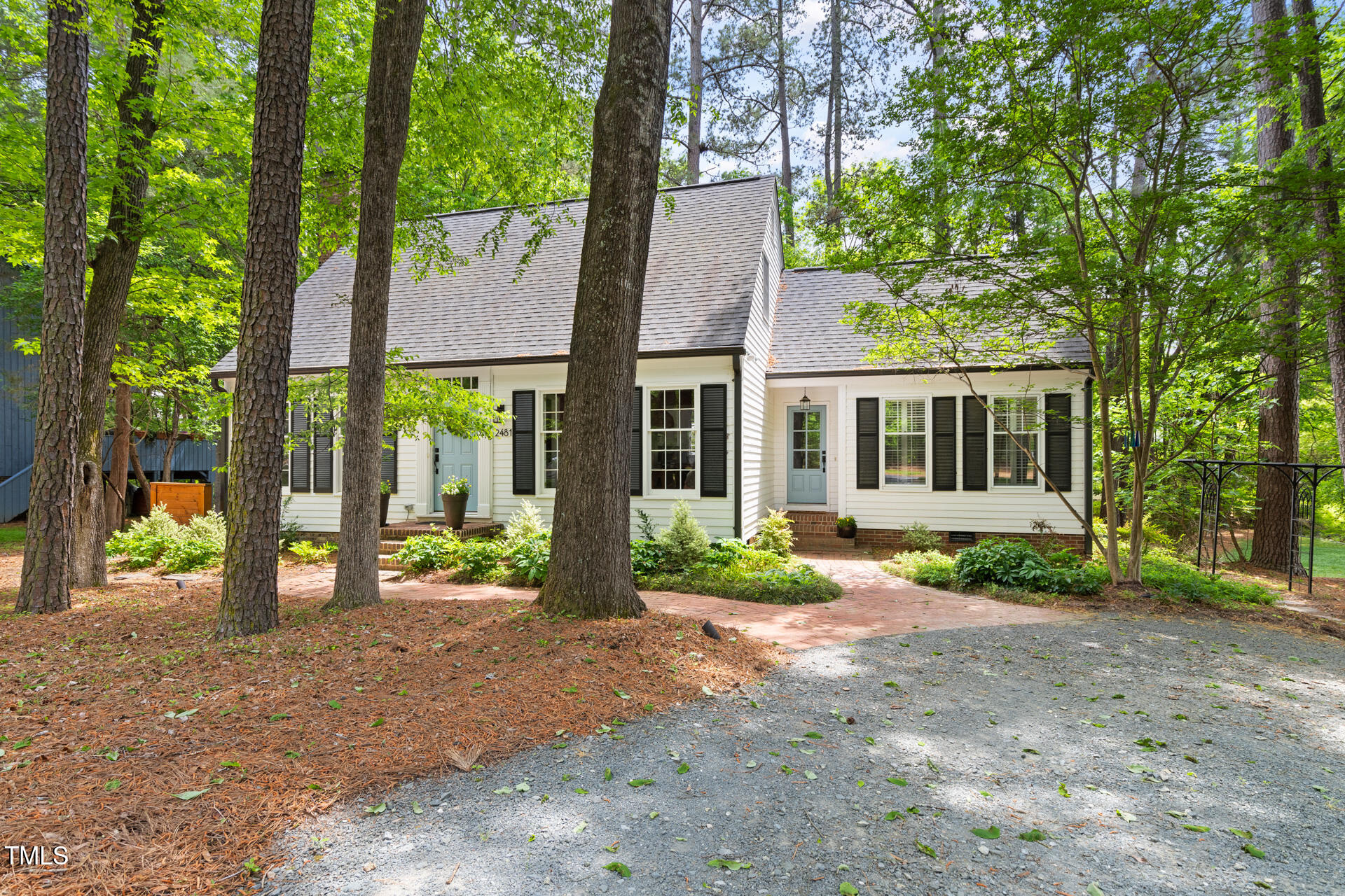 2481 Foxwood Drive
