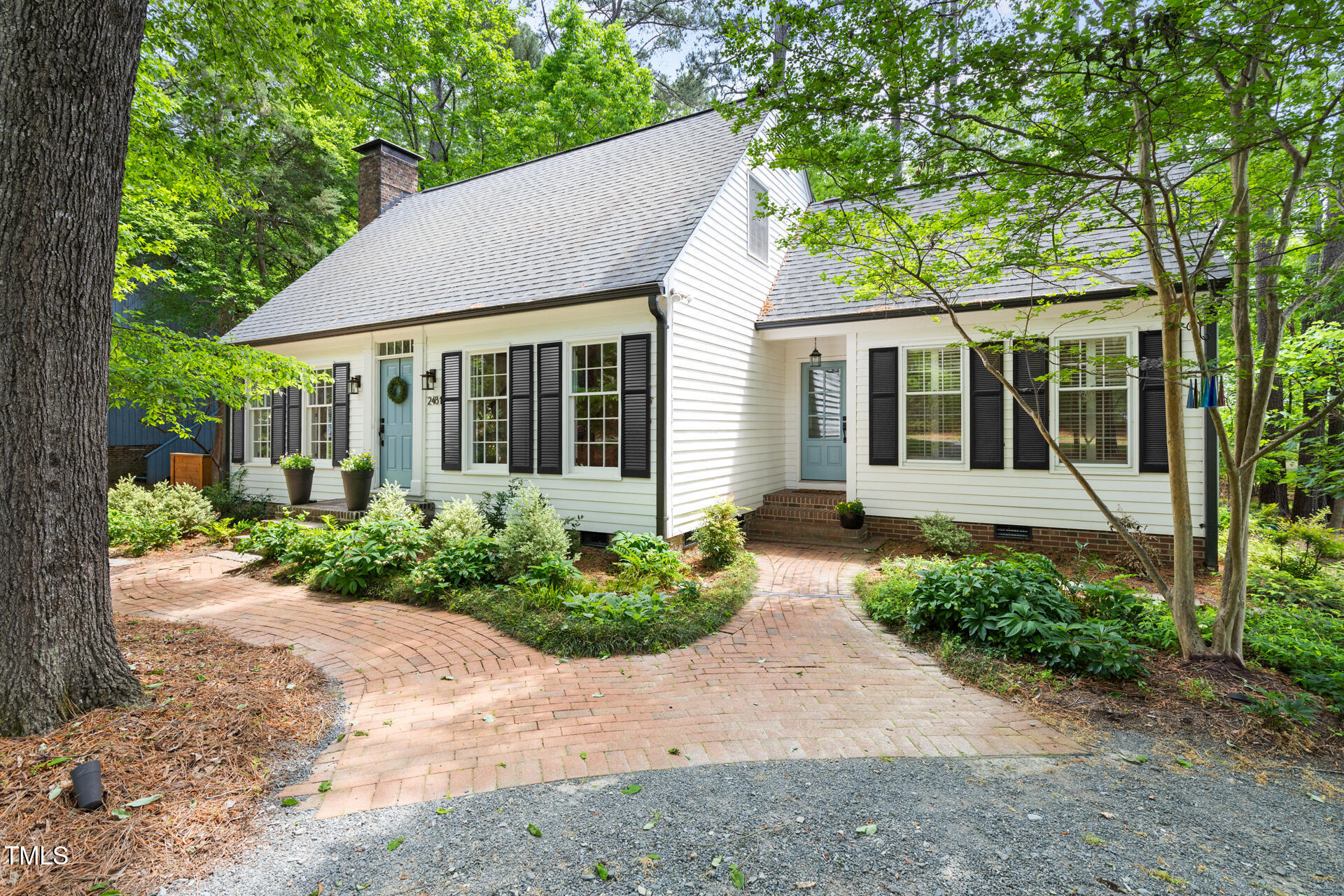 2481 Foxwood Drive
