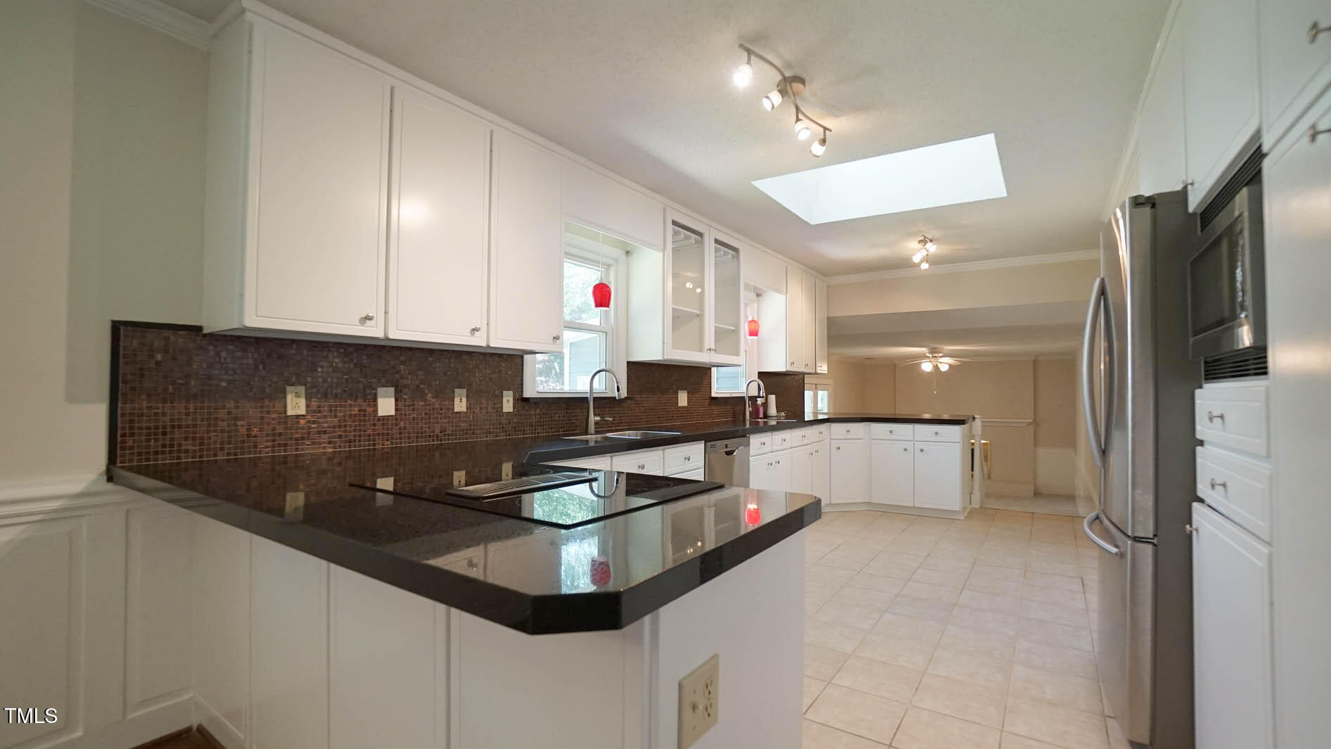 8201 Blue Heron Way