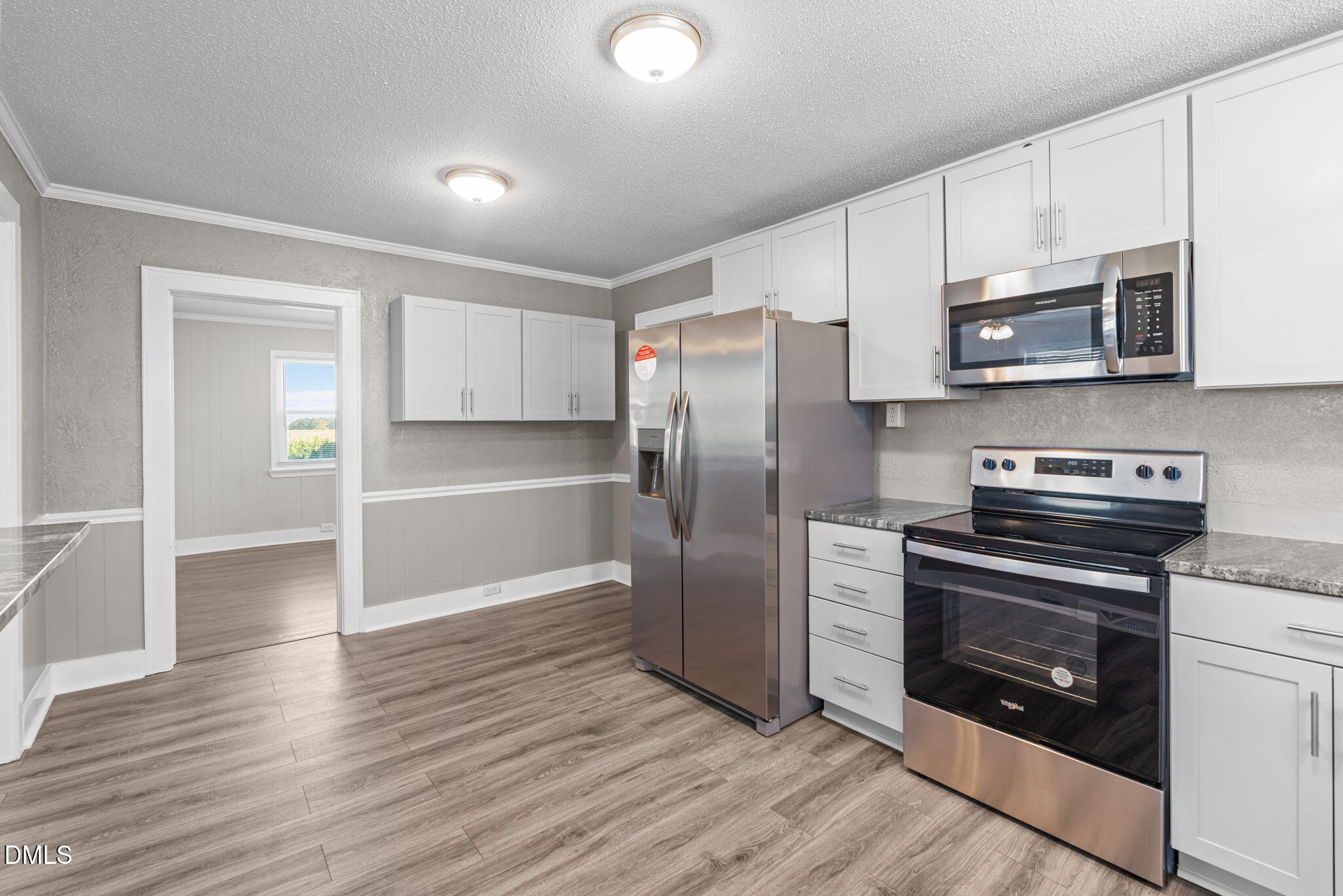 406 E Harrington Avenue