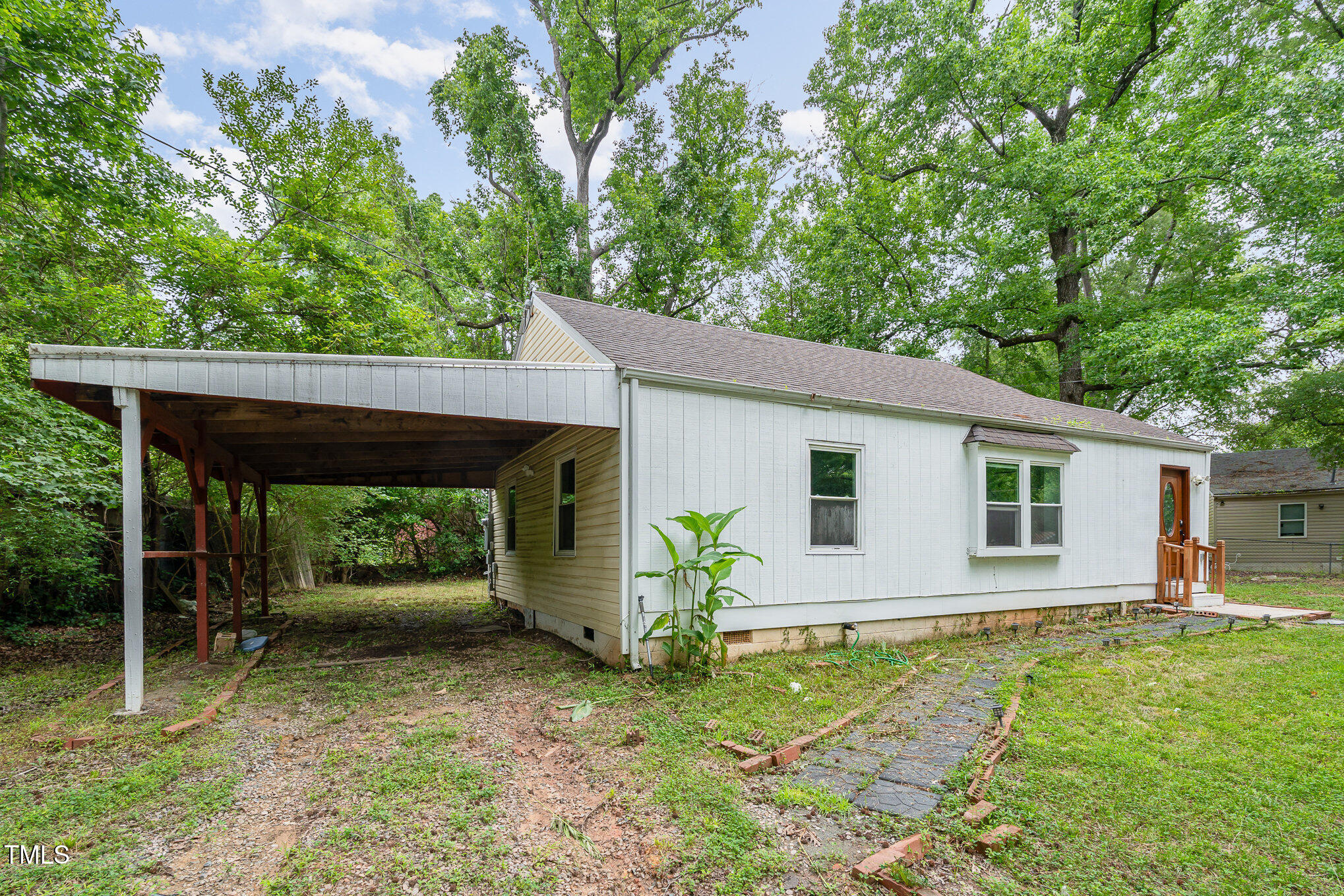 1401 Robinhood Road