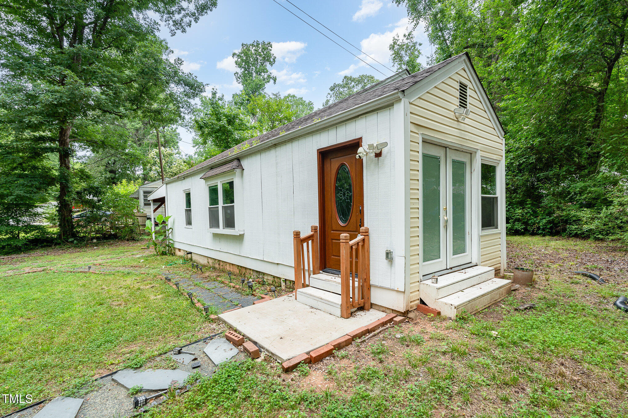 1401 Robinhood Road