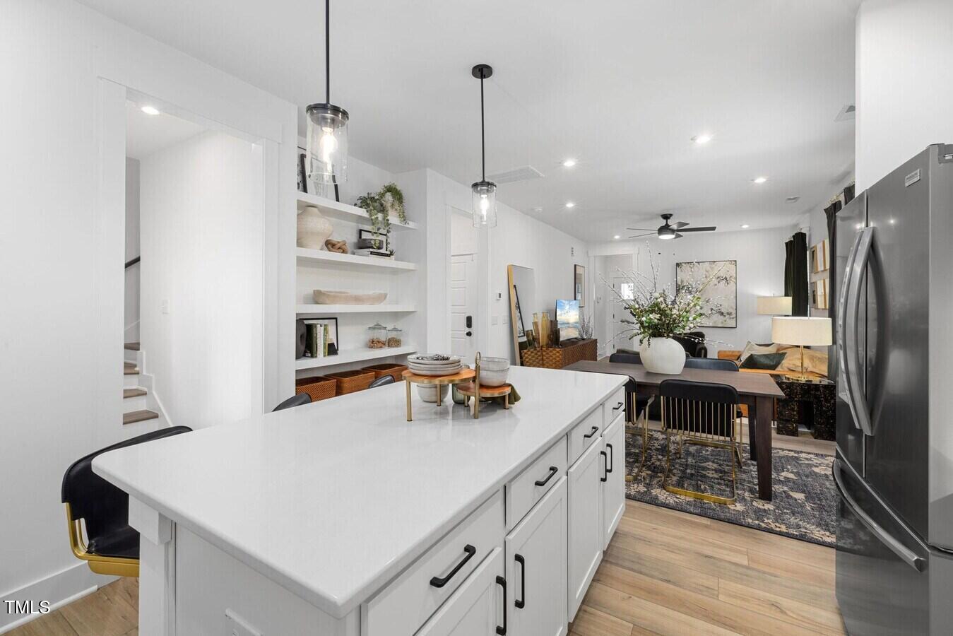 Raleigh, North Carolina 27601, United States, 3 Bedrooms Bedrooms, ,3 BathroomsBathrooms,Residential,Active,52095