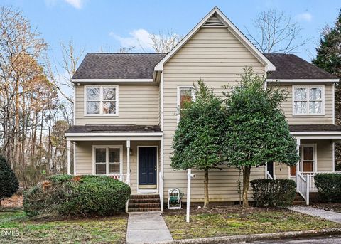 Photo of 1502 Oakland Hills Way, Raleigh, NC 27604 (MLS # 10146627)
