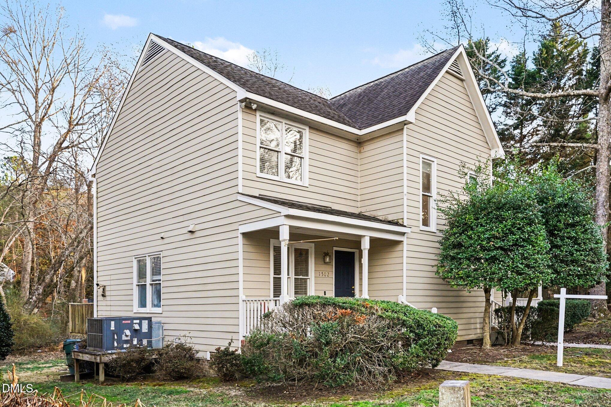 1502 Oakland Hills Way