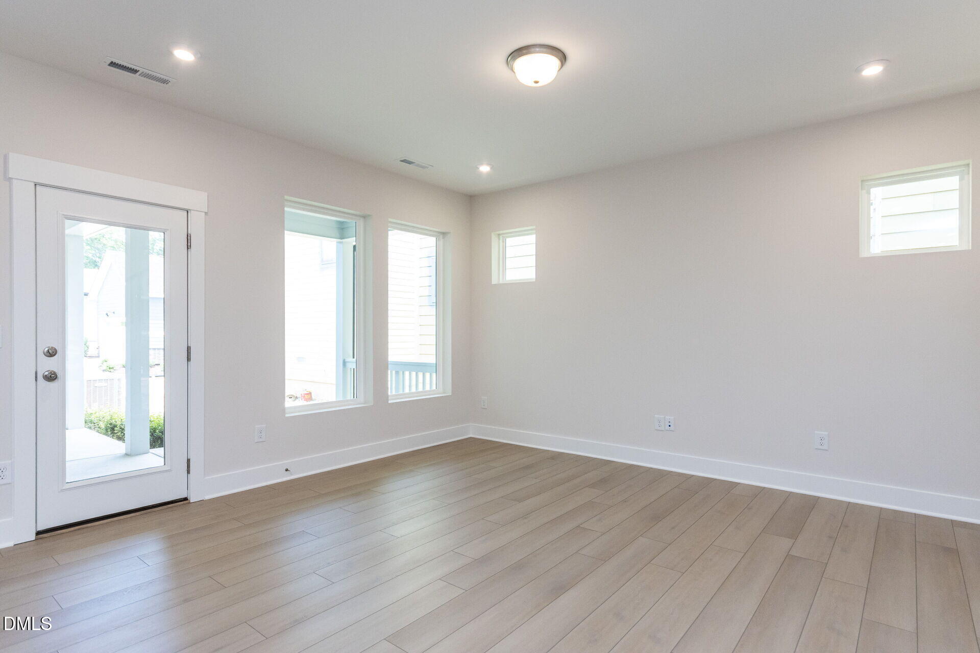 354 North Village Parkway