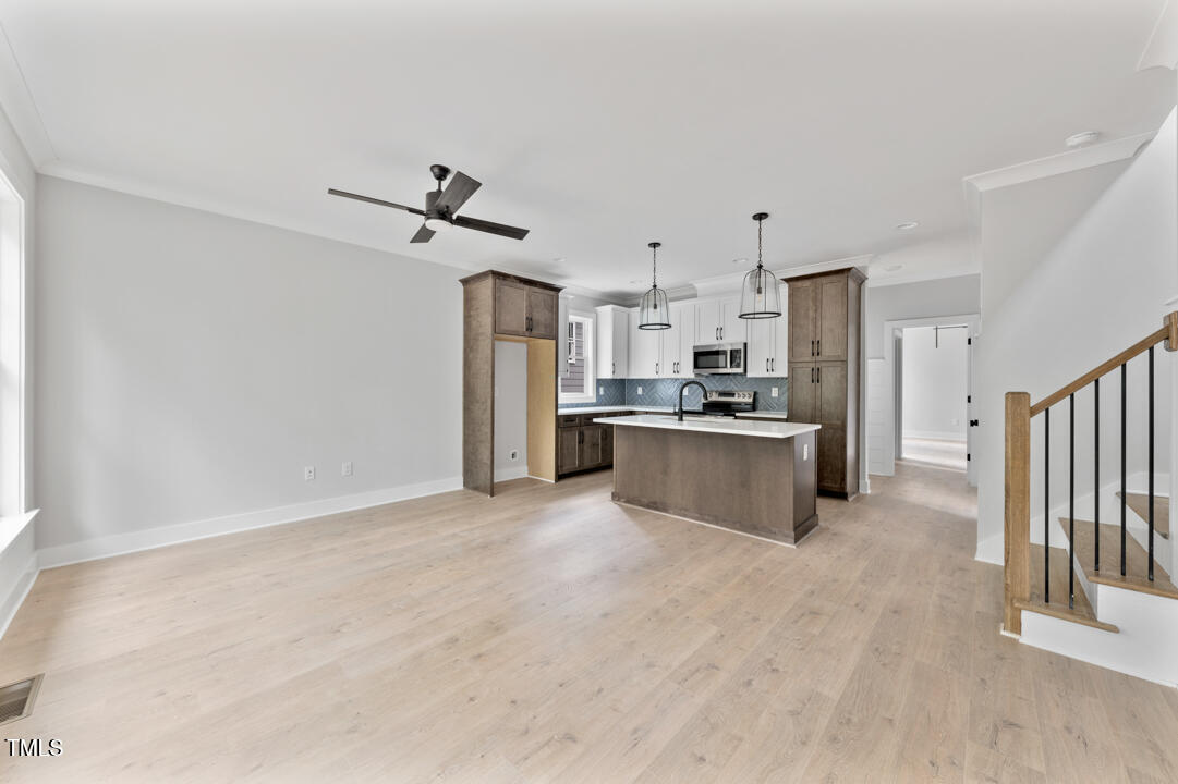 317 W Murray Avenue
