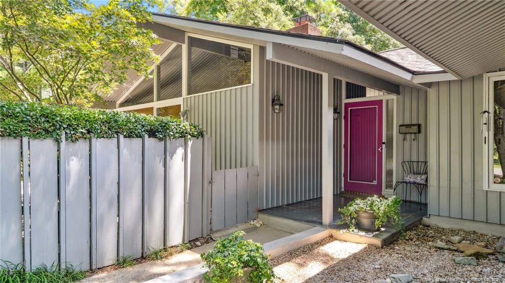 1437 Pine Valley Loop