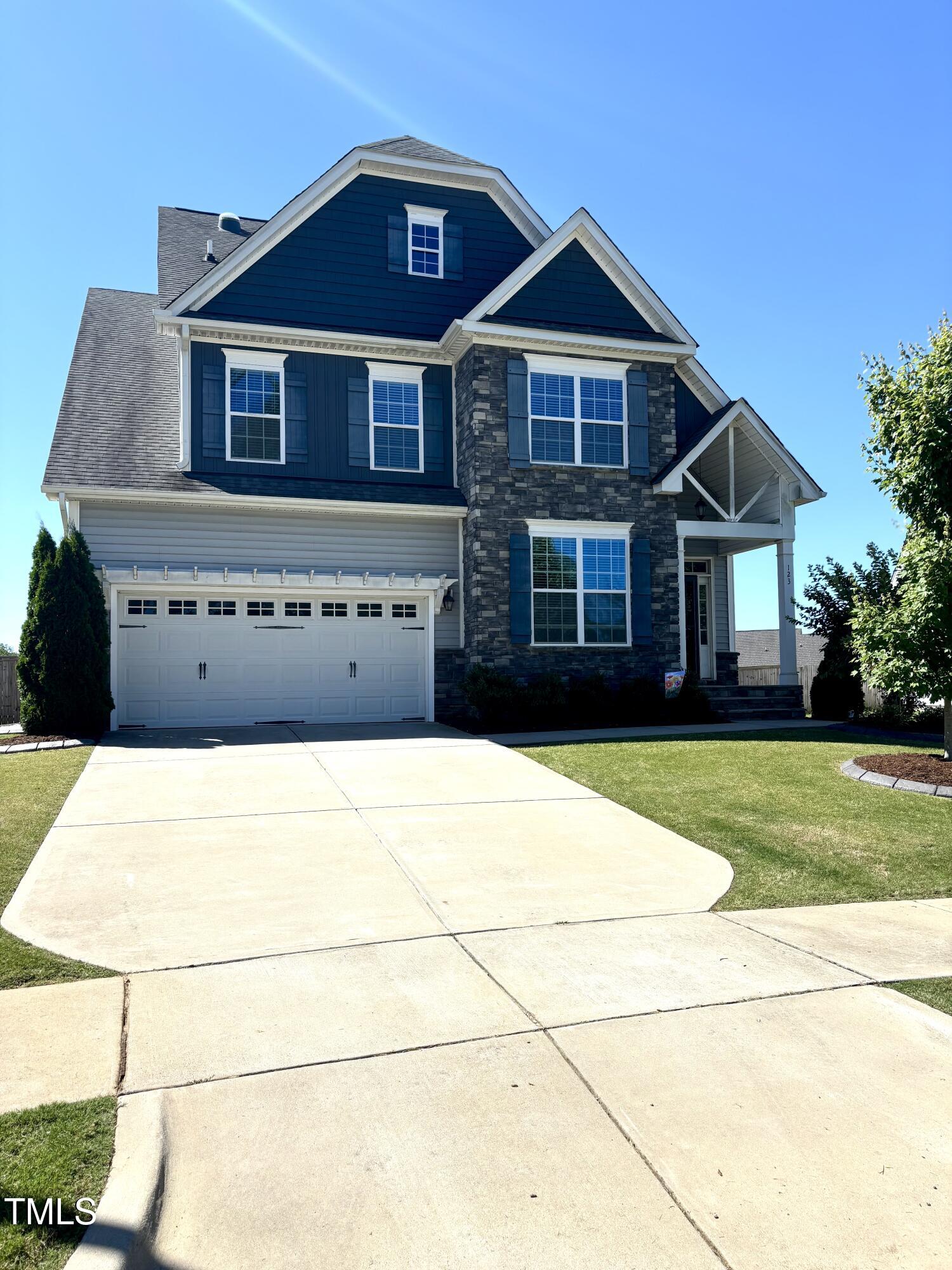 123 Gunderson Lane