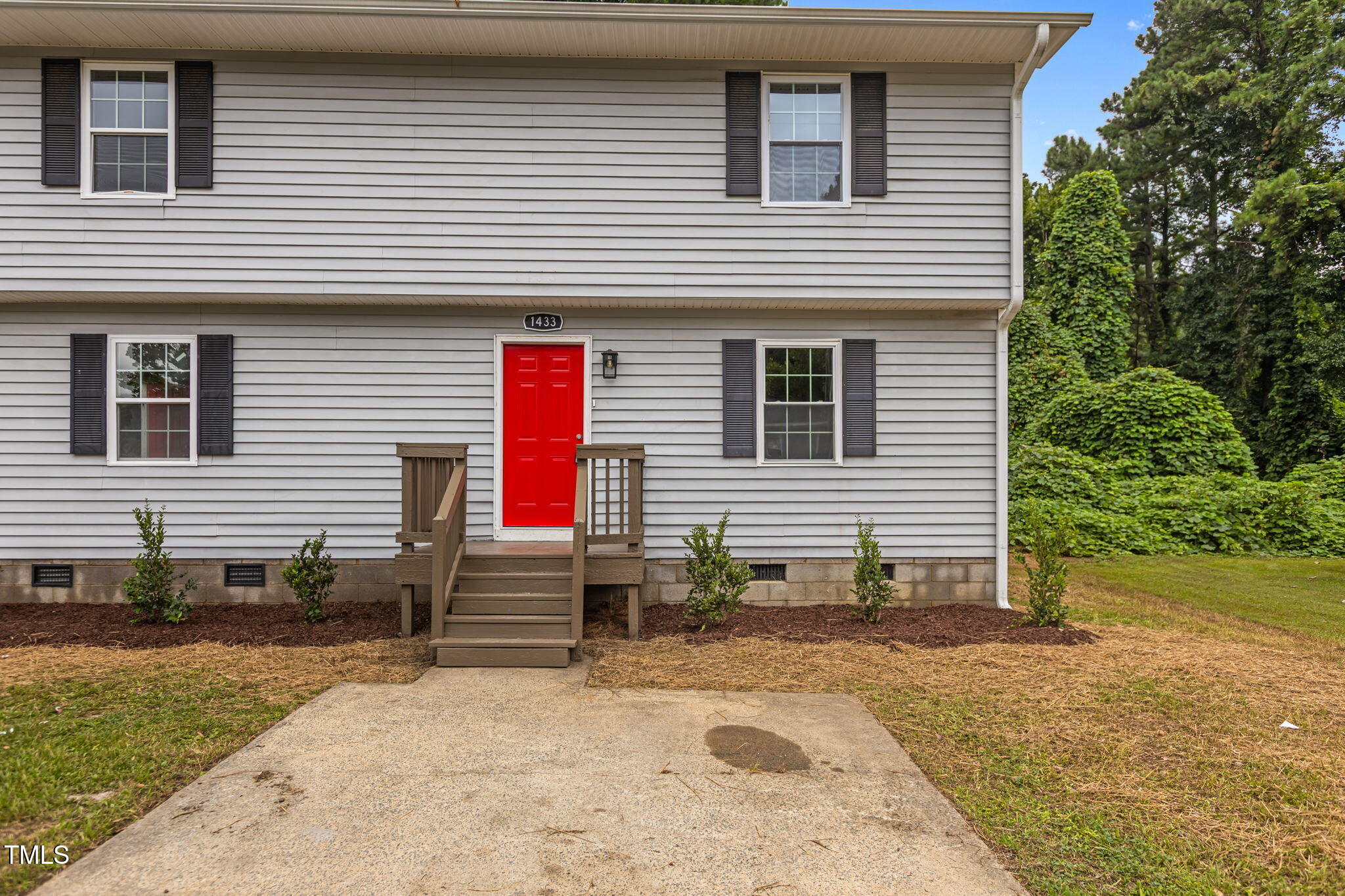 1433 Cherrycrest Drive