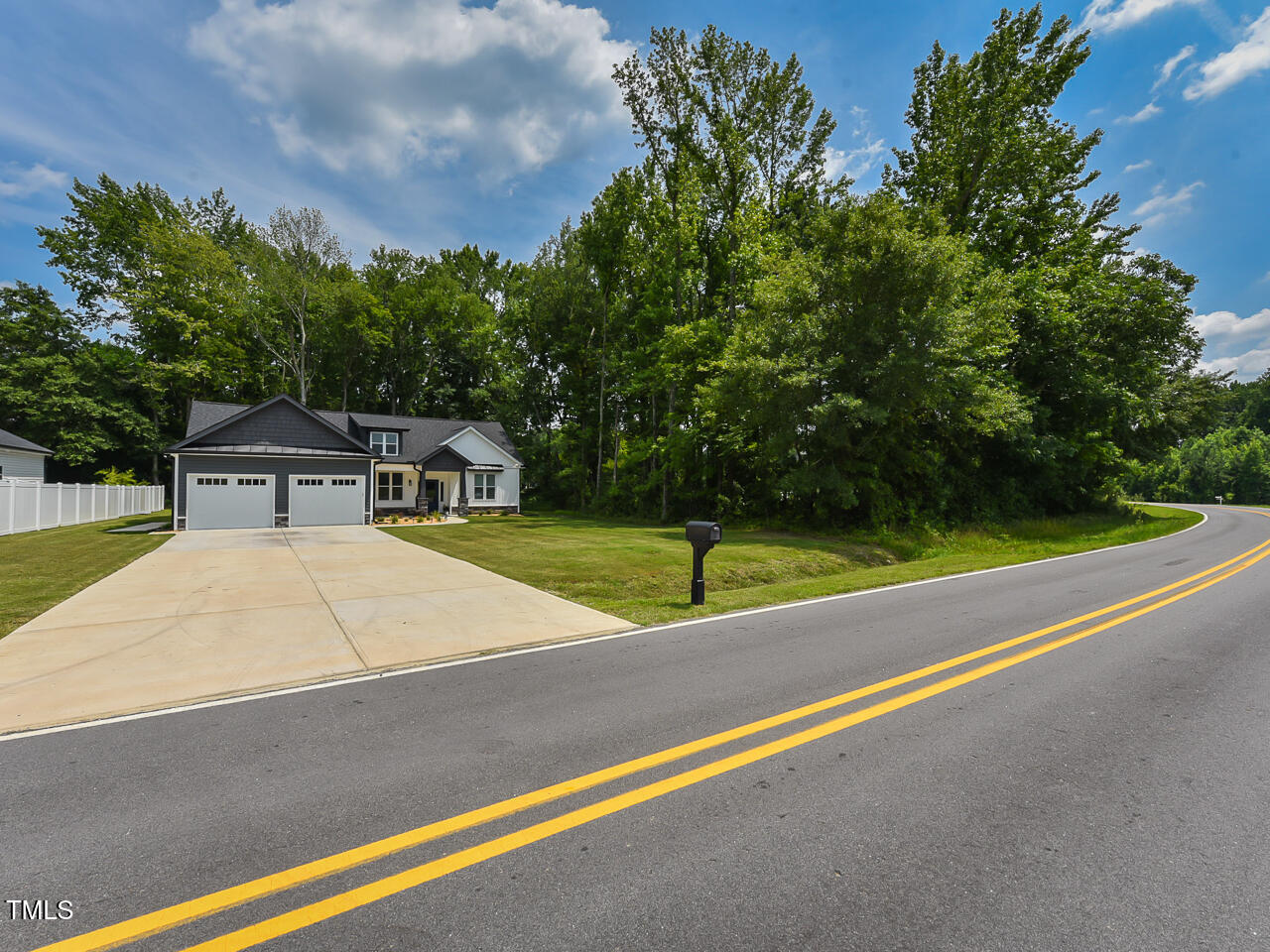 710 Country Road